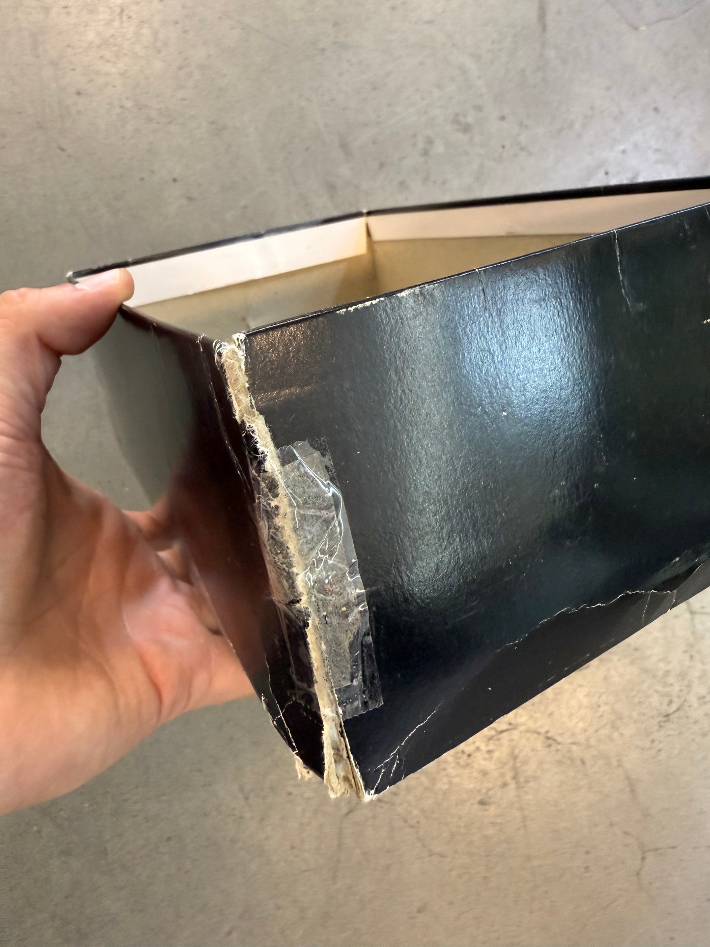 SIZE 7.5 1994 AIR JORDAN 1 CHICAGO HIGH (OG ALL + SIZE 8 BOX)