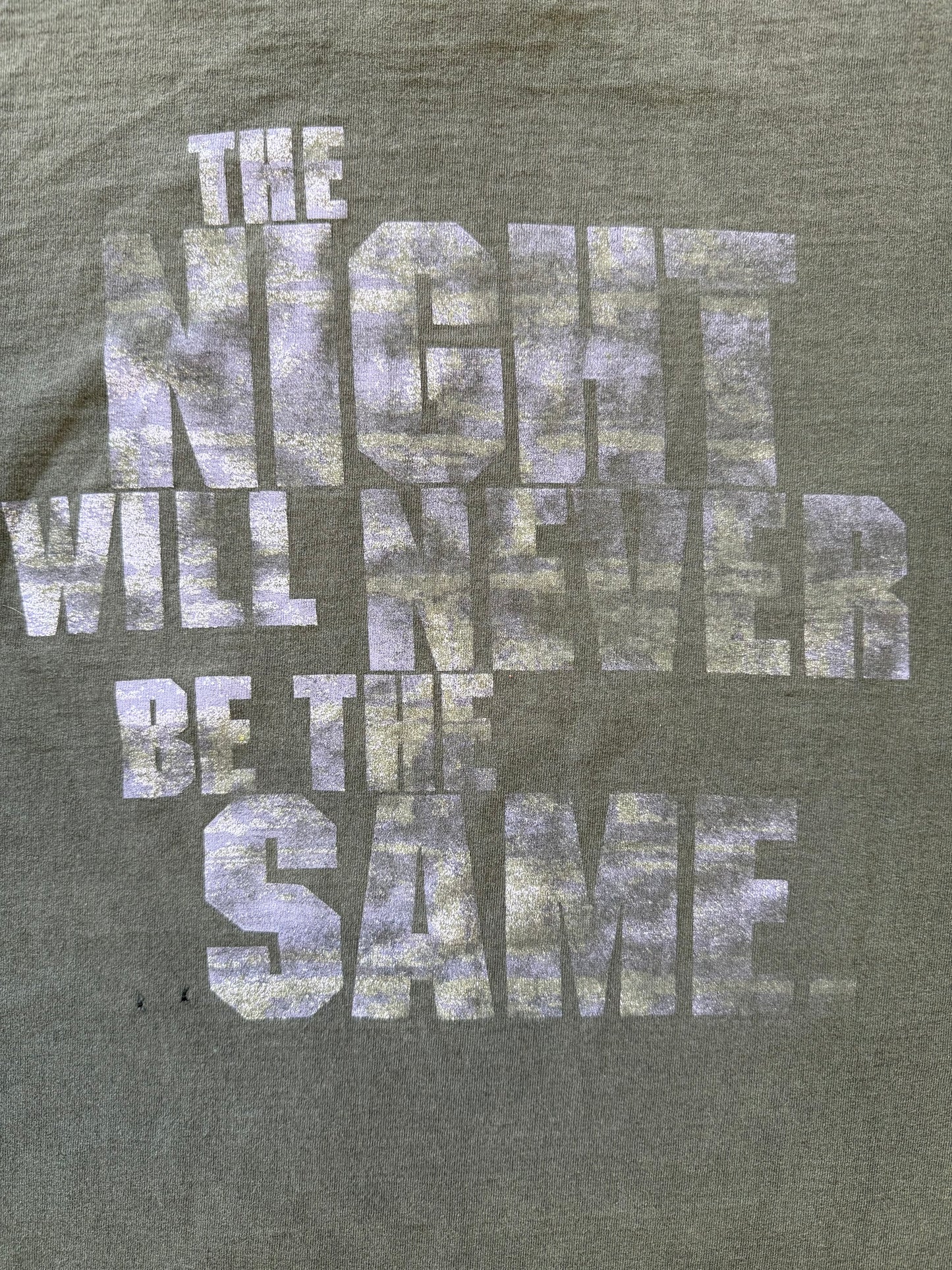 90S GARGOYLES THRASHED TEE (GIANT TAG)