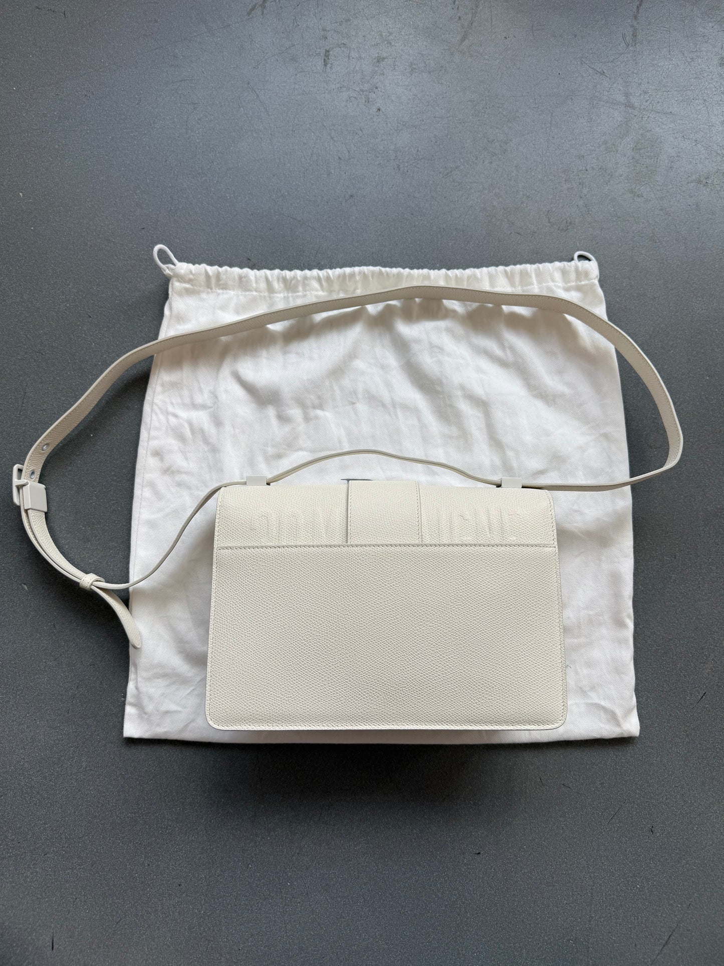 CHRISTIAN DIOR MONTAIGNE 30 HANDBAG - WHITE (PRE-OWNED WITH DUSTBAG) (TANIA)