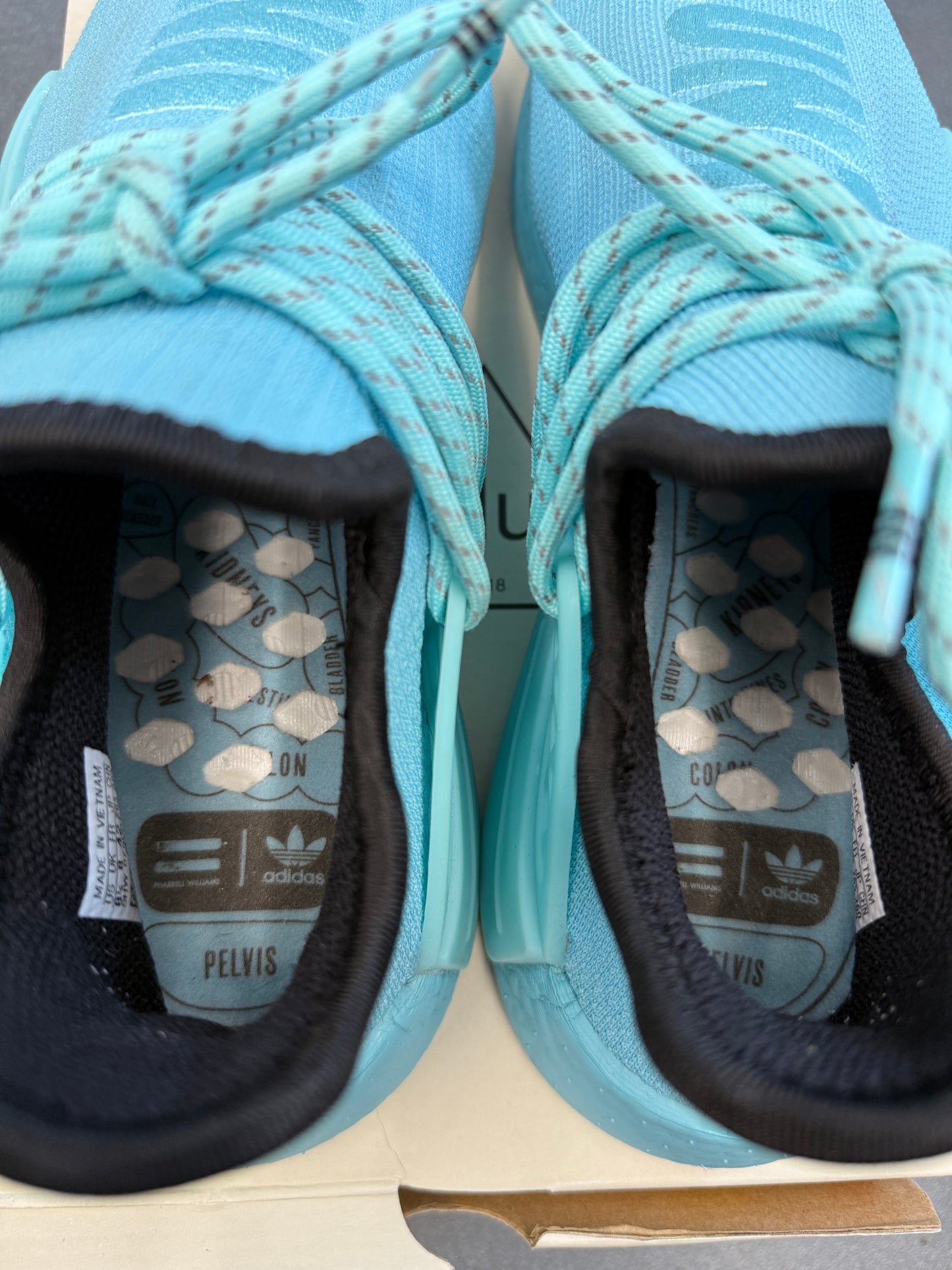 2021 SIZE 8.5 ADIDAS NMD HU PHARRELL WILLIAMS CLEAR AQUA (WITH BOX)