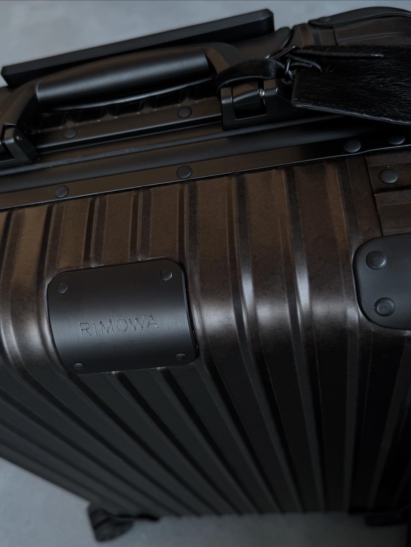SS25 RIMOWA X RICK OWENS BRONZE CABIN LUGGAGE