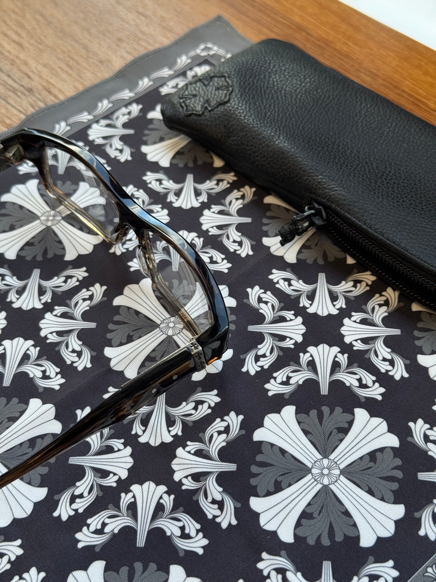 CHROME HEARTS DISMEMBERED EYEGLASSES