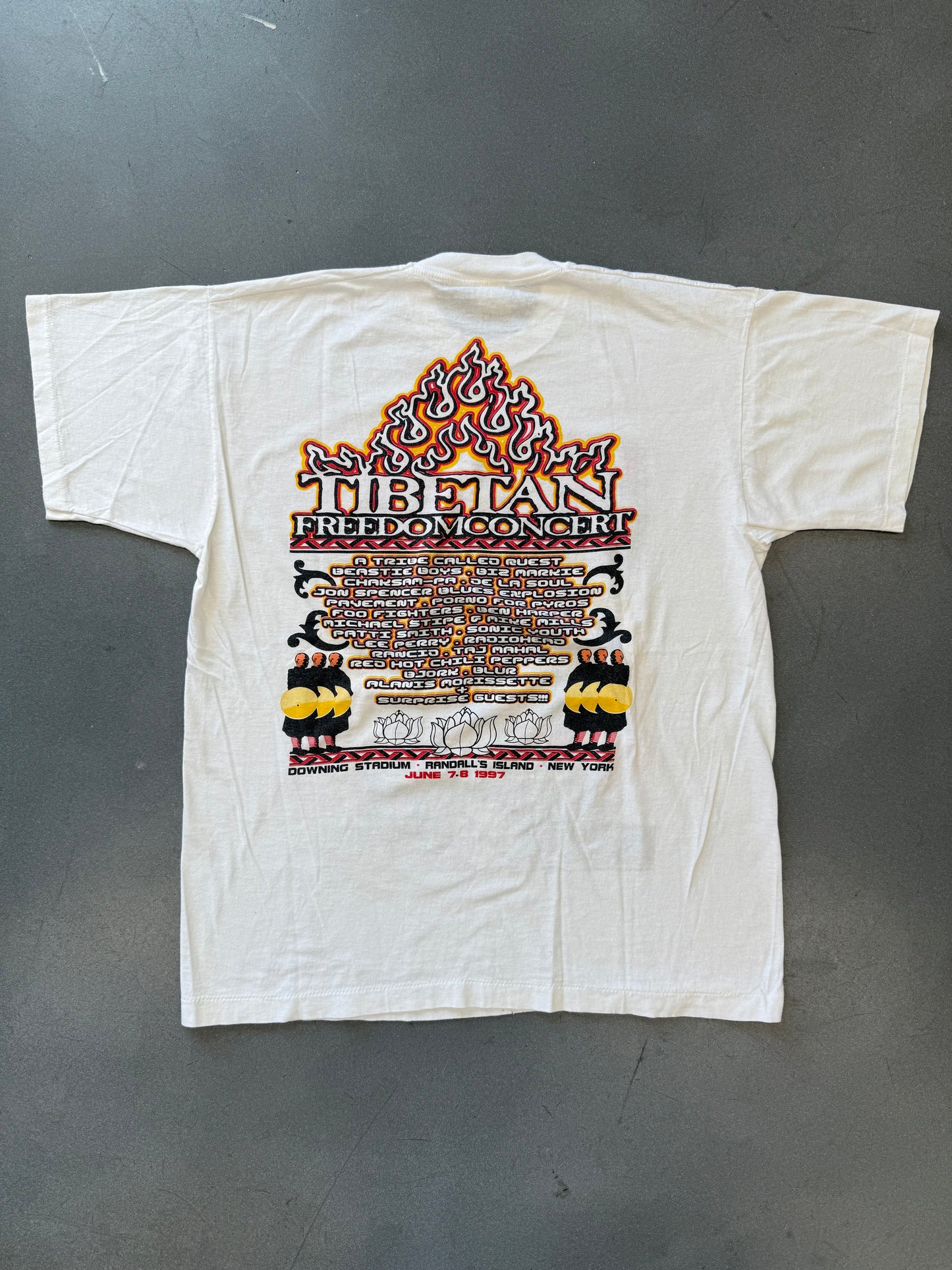 1997 TIBETIAN FREEDOM CONCERT TEE (SCREEN STAR TAG)