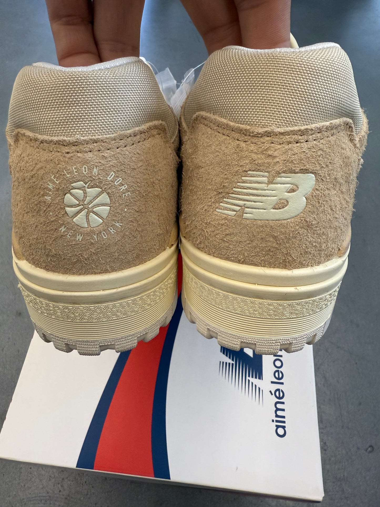 2023 SIZE 11 NEW BALANCE 550 AIME LEON DORE TAUPE SUEDE (NEW WITH BOX)