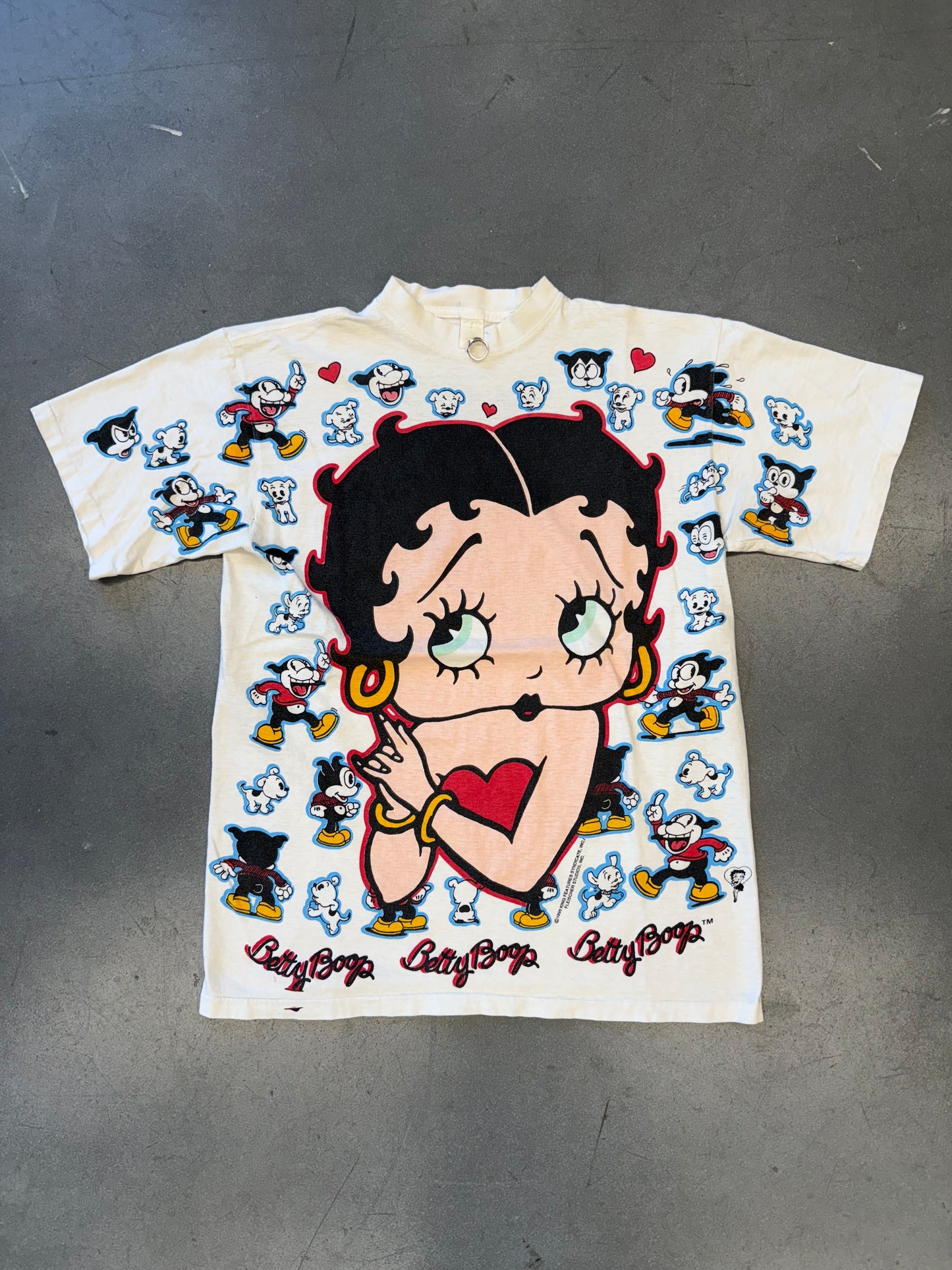 1993 BETTY BOOP BIMBO PUDGY AOP TEE (FADED TAG)