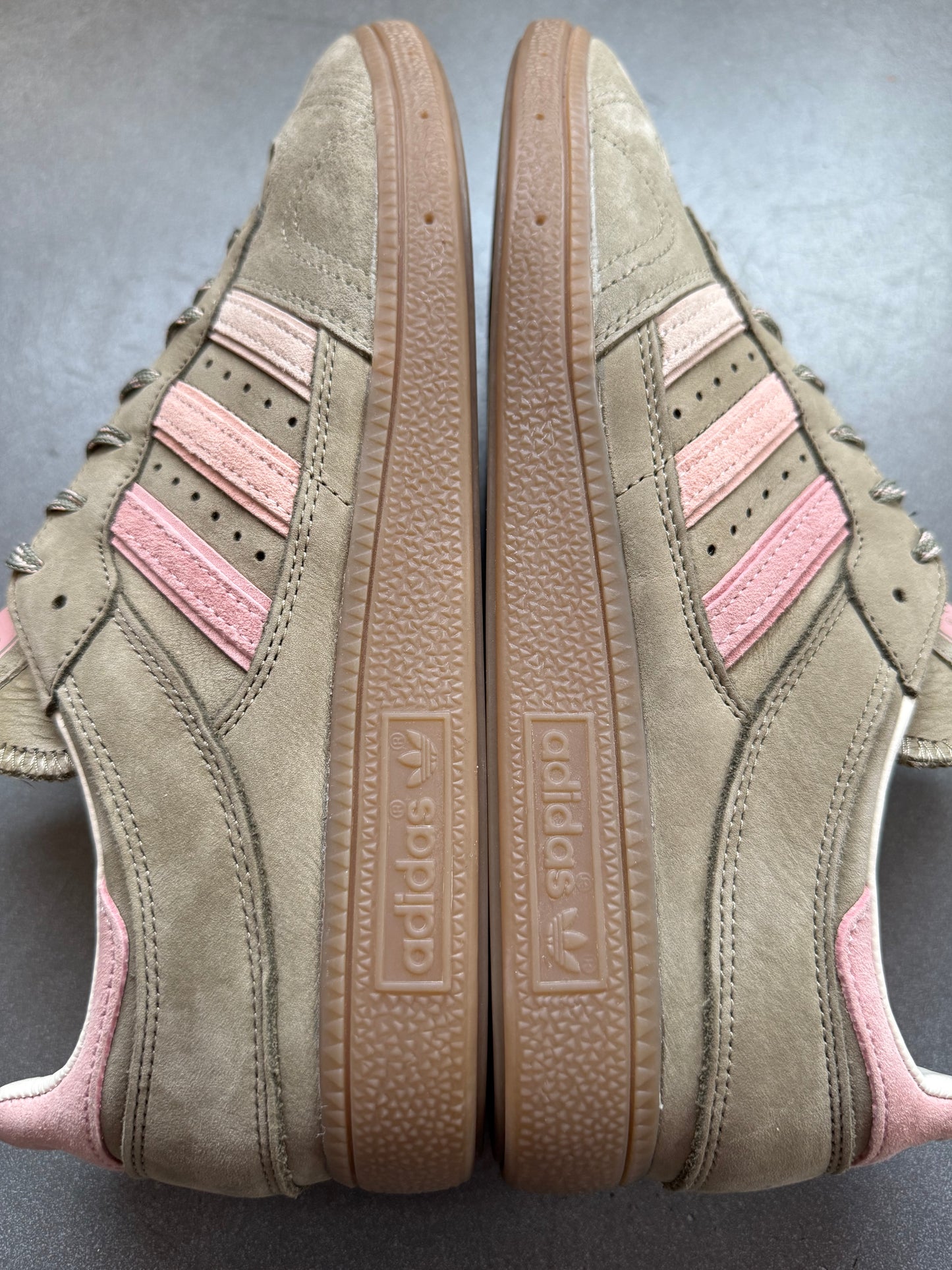 2024 SIZE 11 ADIDAS HANDBALL TOP KITH CLASSIC GUM PINK (PRE-OWNED NO BOX)
