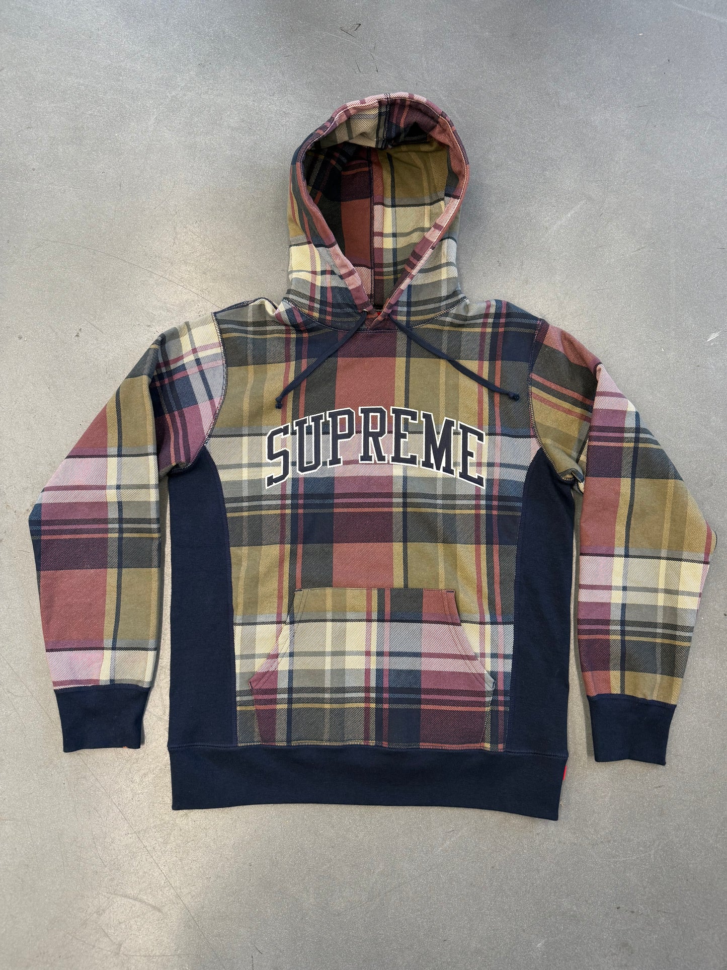 FW14 SUPREME ARC LOGO PLAID HOODIE