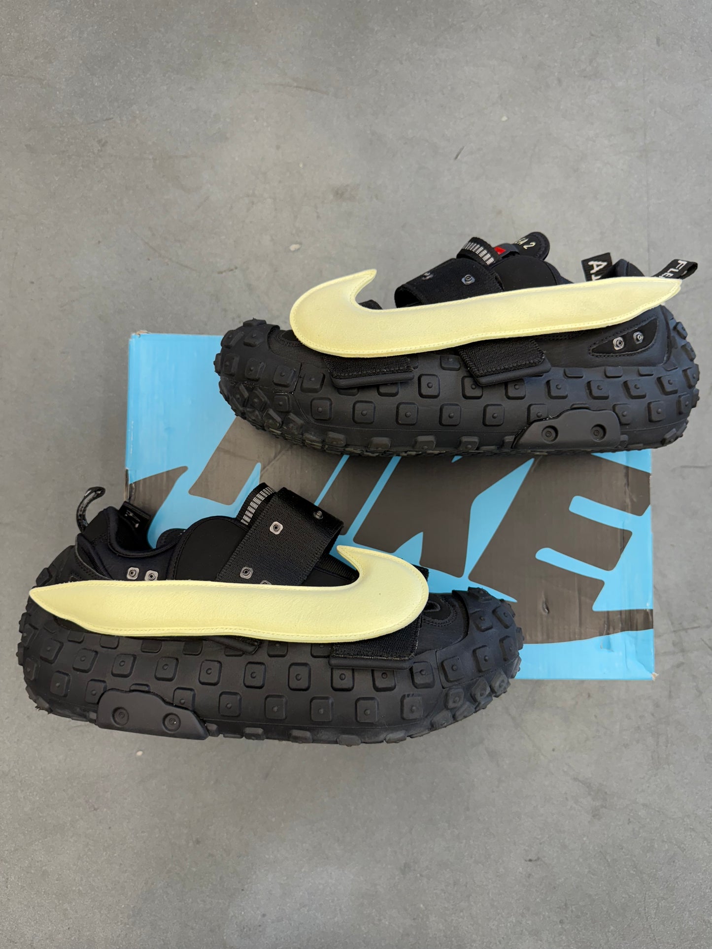 SIZE 9.5 NIKE CPFM CACTUS PLANT FLEA MARKET AIR FLEA 2 BLACK (2023) (PRE-OWNED WITH BOX)