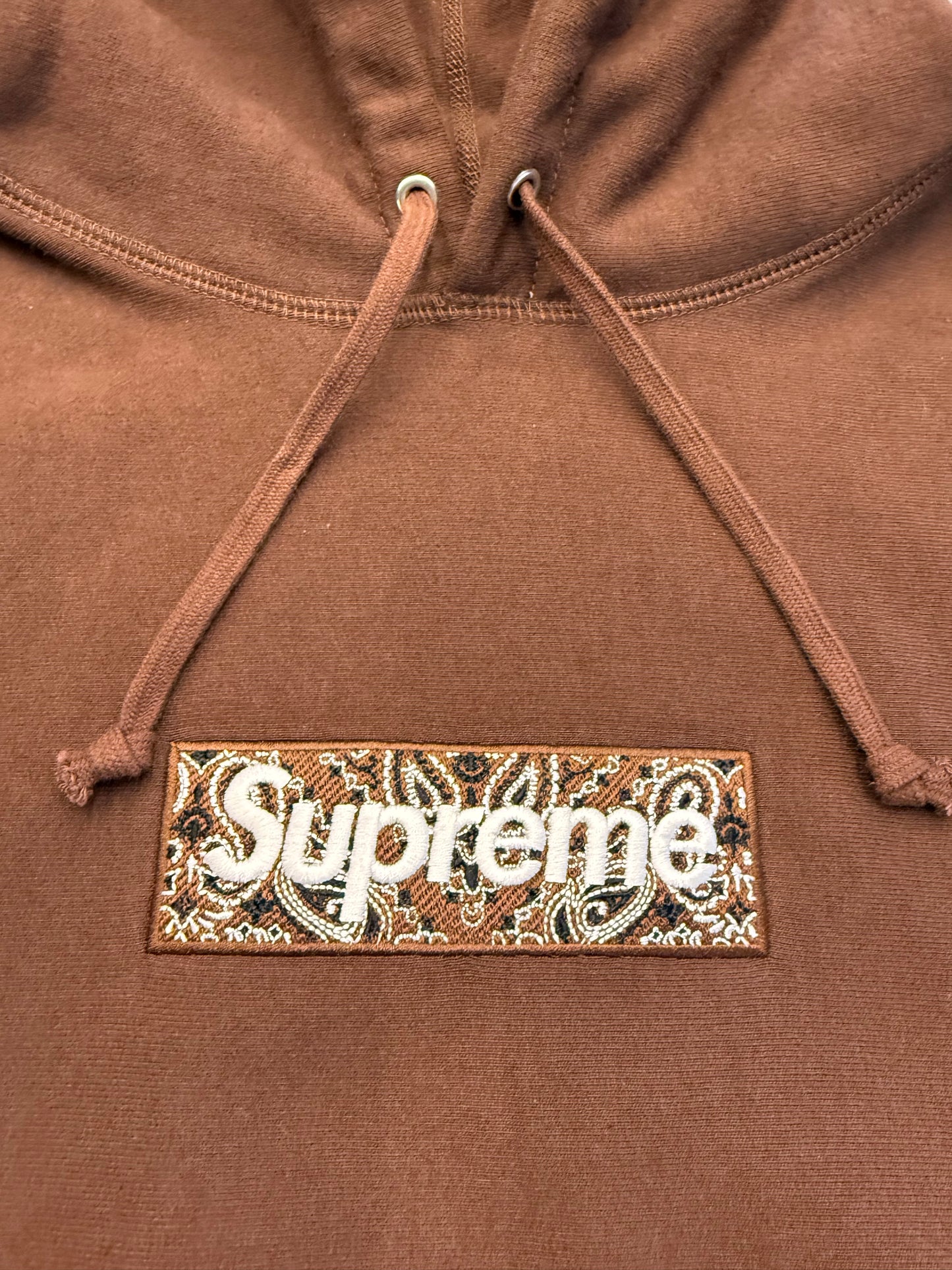 FW19 SUPREME BANDANA BOX LOGO HOODIE - BROWN (XL)