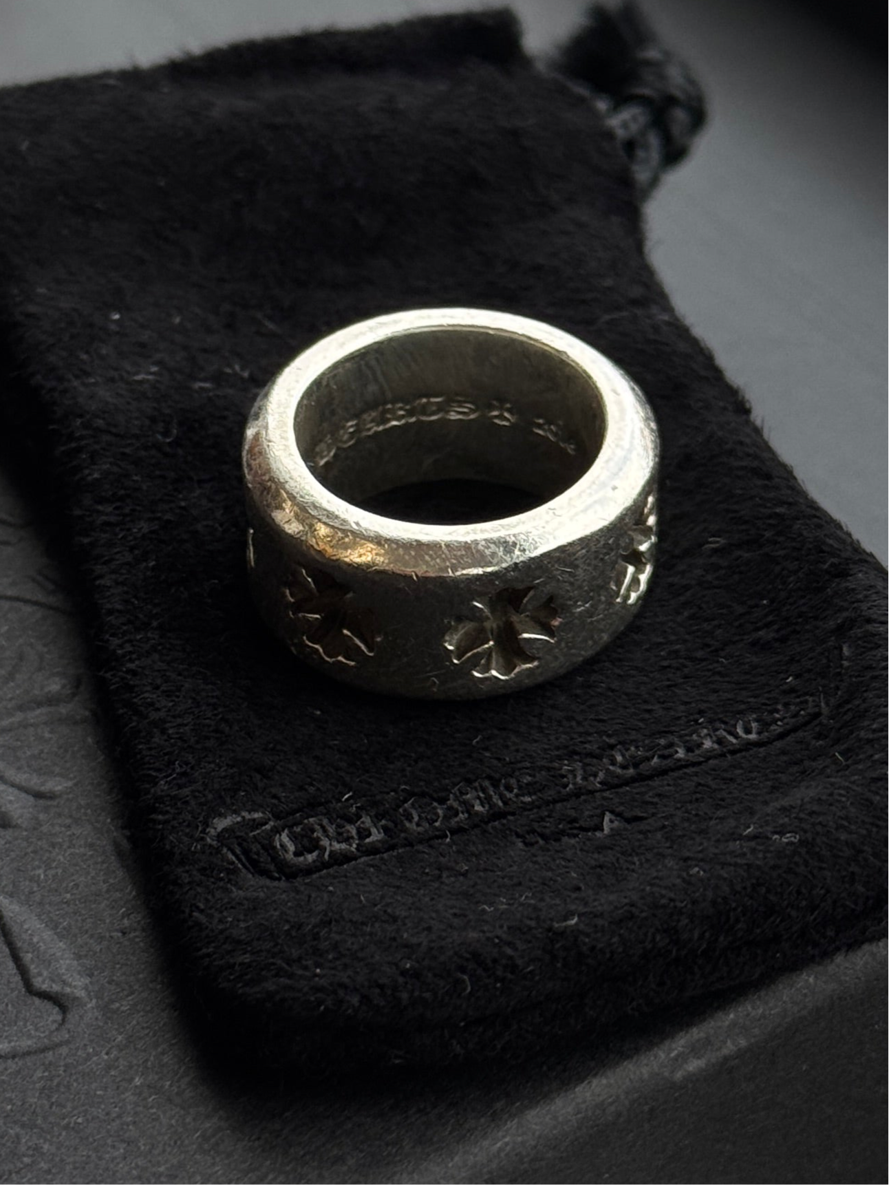 CHROME HEARTS NEGATIVE TINY PLUS THICK BAND SILVER RING (SIZE 6) (19.5 GRAMS)