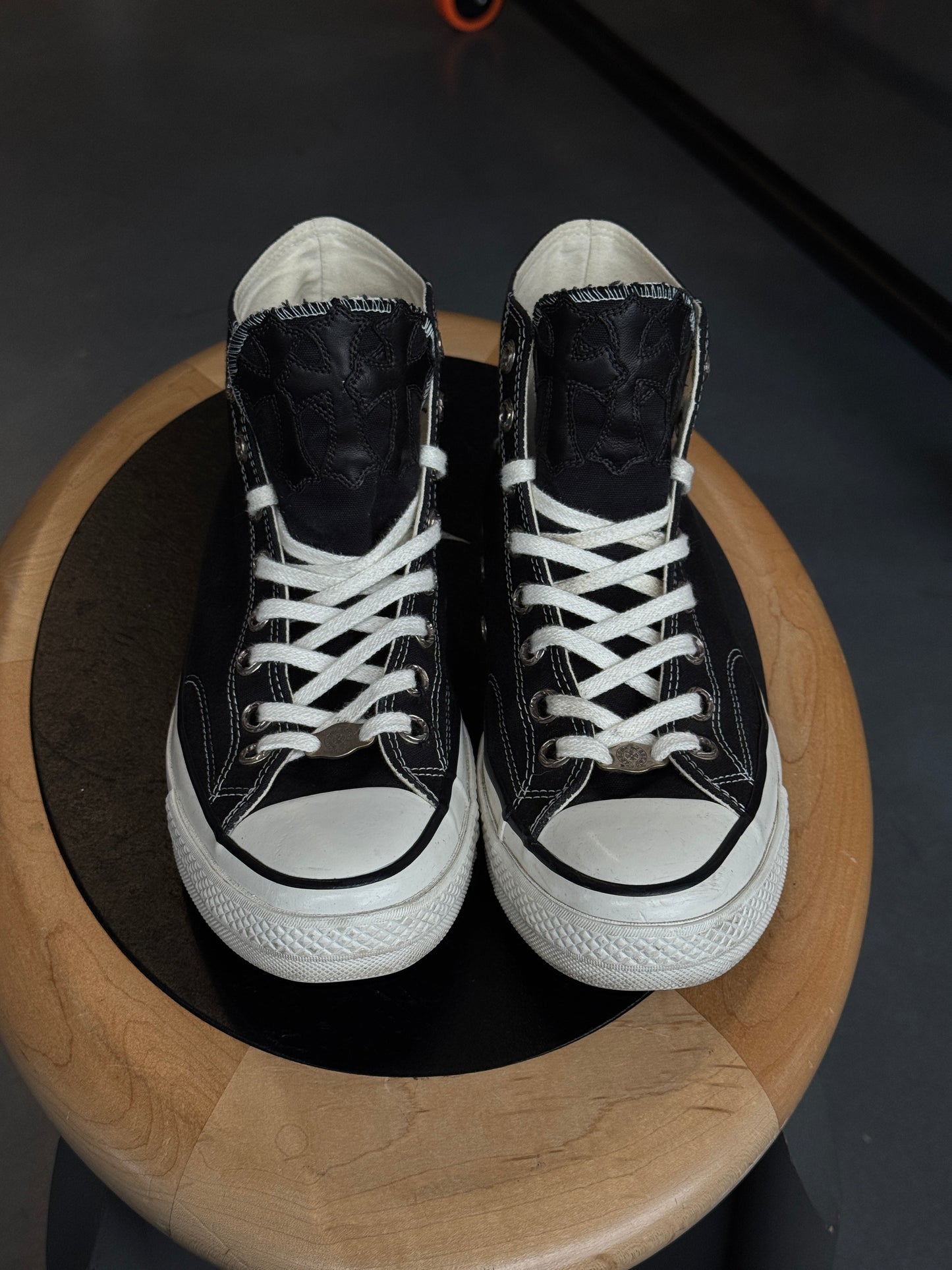 SIZE 10 CHROME HEARTS LEATHER CROSS PATCH CONVERSE BLACK ALL-STAR HIGH (PRE-OWNED NO BOX)