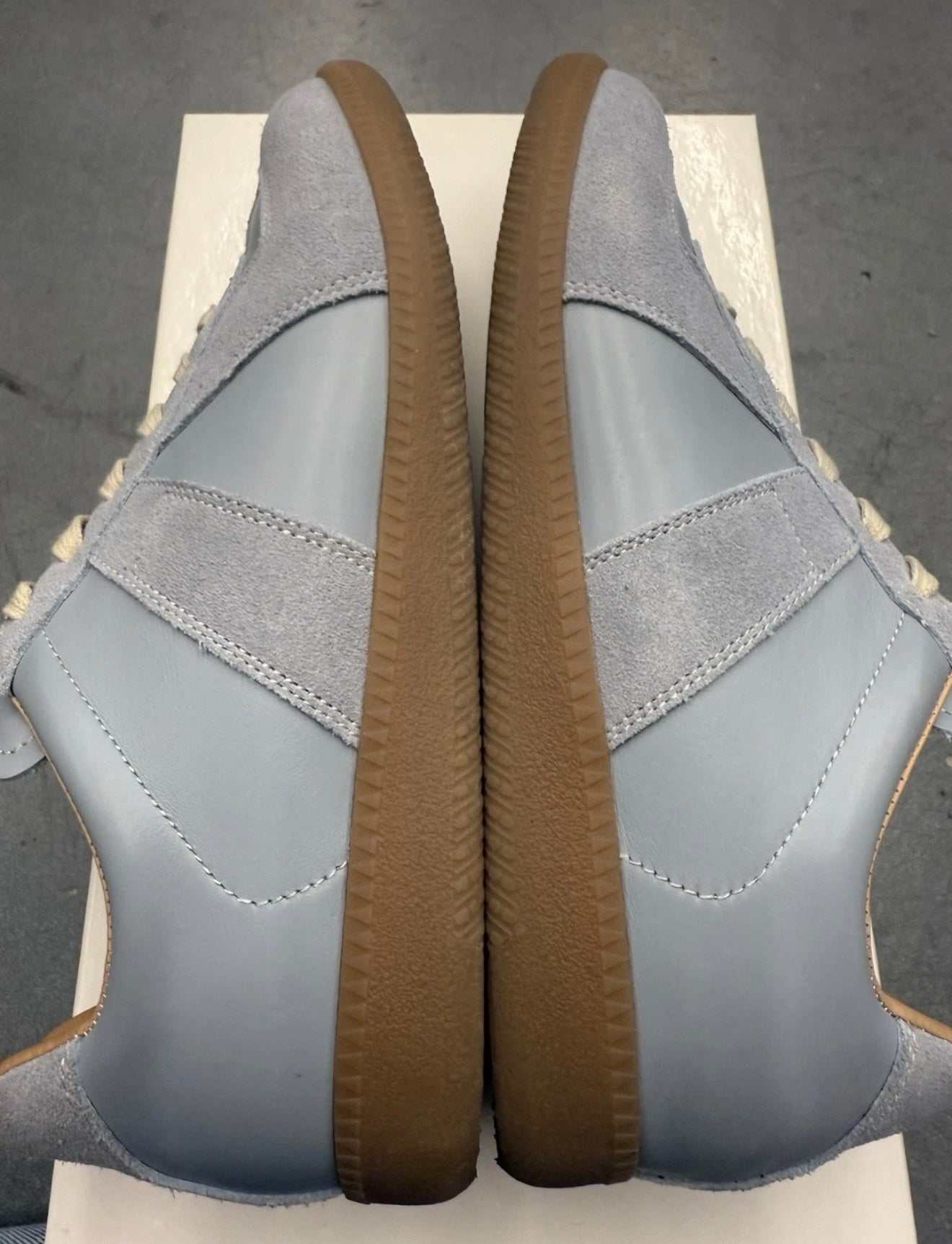 SIZE 41 MAISON MARGIELA REPLICA SNEAKERS - CLOUD (PRE-OWNED WITH BOX)