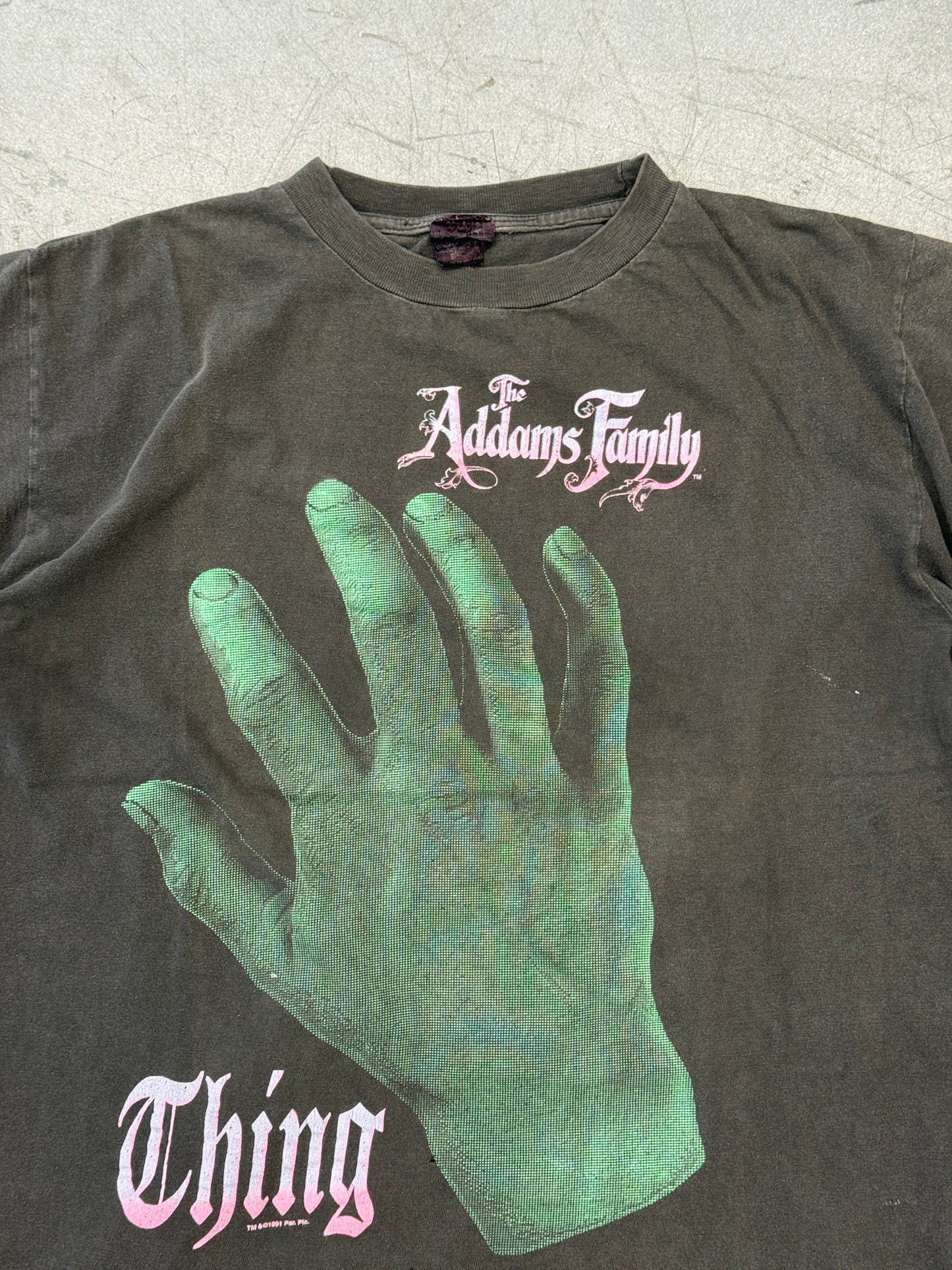 1991 THE ADDAMS FAMILY THING GLOW IN THE DARK TEE (OASIS TAG)