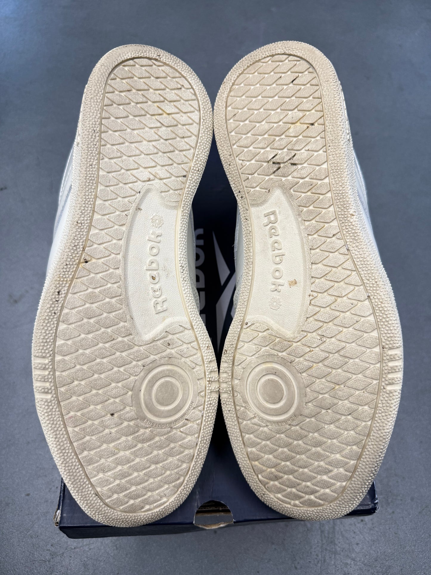 SIZE 9 REEBOK CLUB C 85 DAVID GRUTMAN PROMO SAMPLE (WITH BOX)