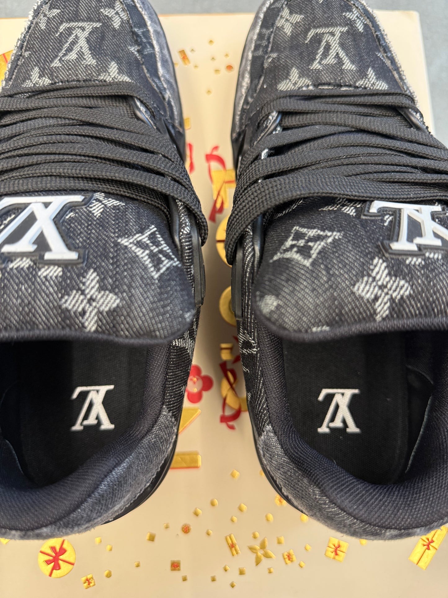 LV SIZE 6 (US 7.5-8) LOUIS VUITTON BLACK DENIM TRAINER SNEAKER (PRE-OWNED WITH BOX)