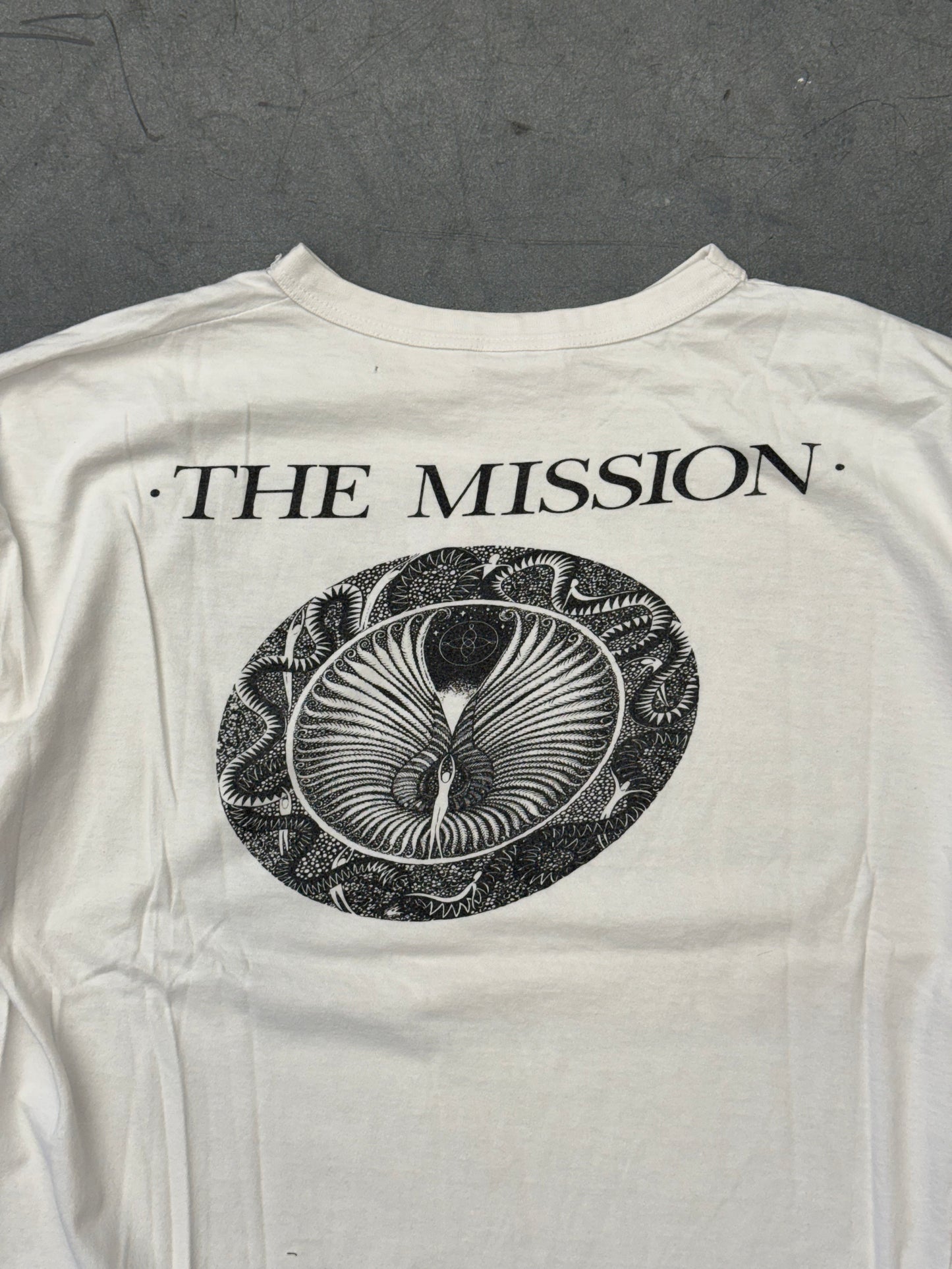 90'S THE MISSION BUTTERFLY ON A WHEEL TEE (FADED TAG)