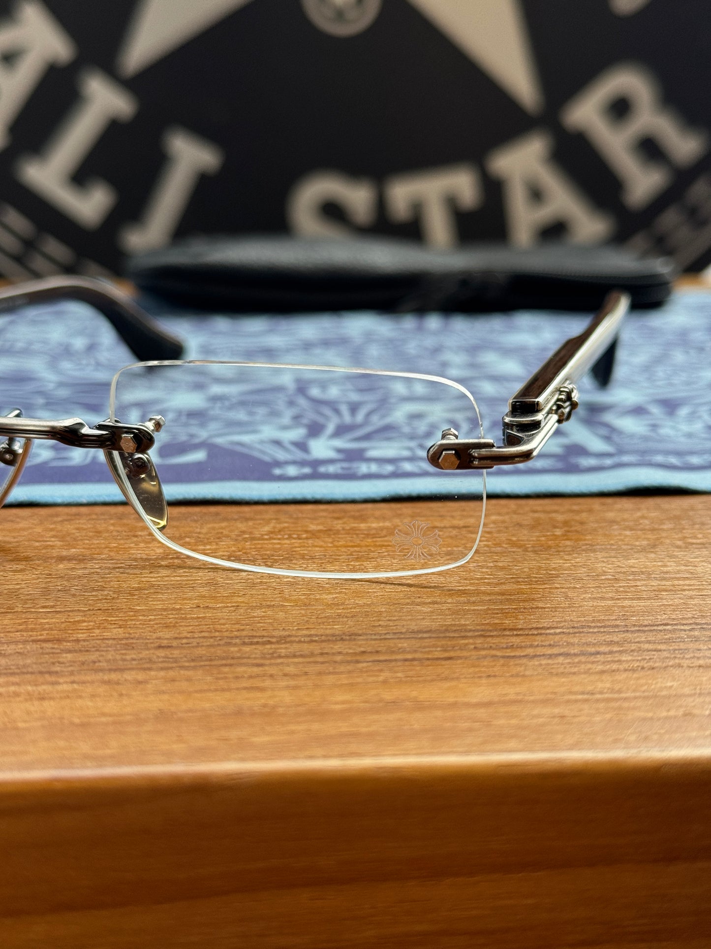 CHROME HEARTS DEEP I EYE GLASSES WHITE EBONY WOOD / PIANO VARNISH (WITH CASE)