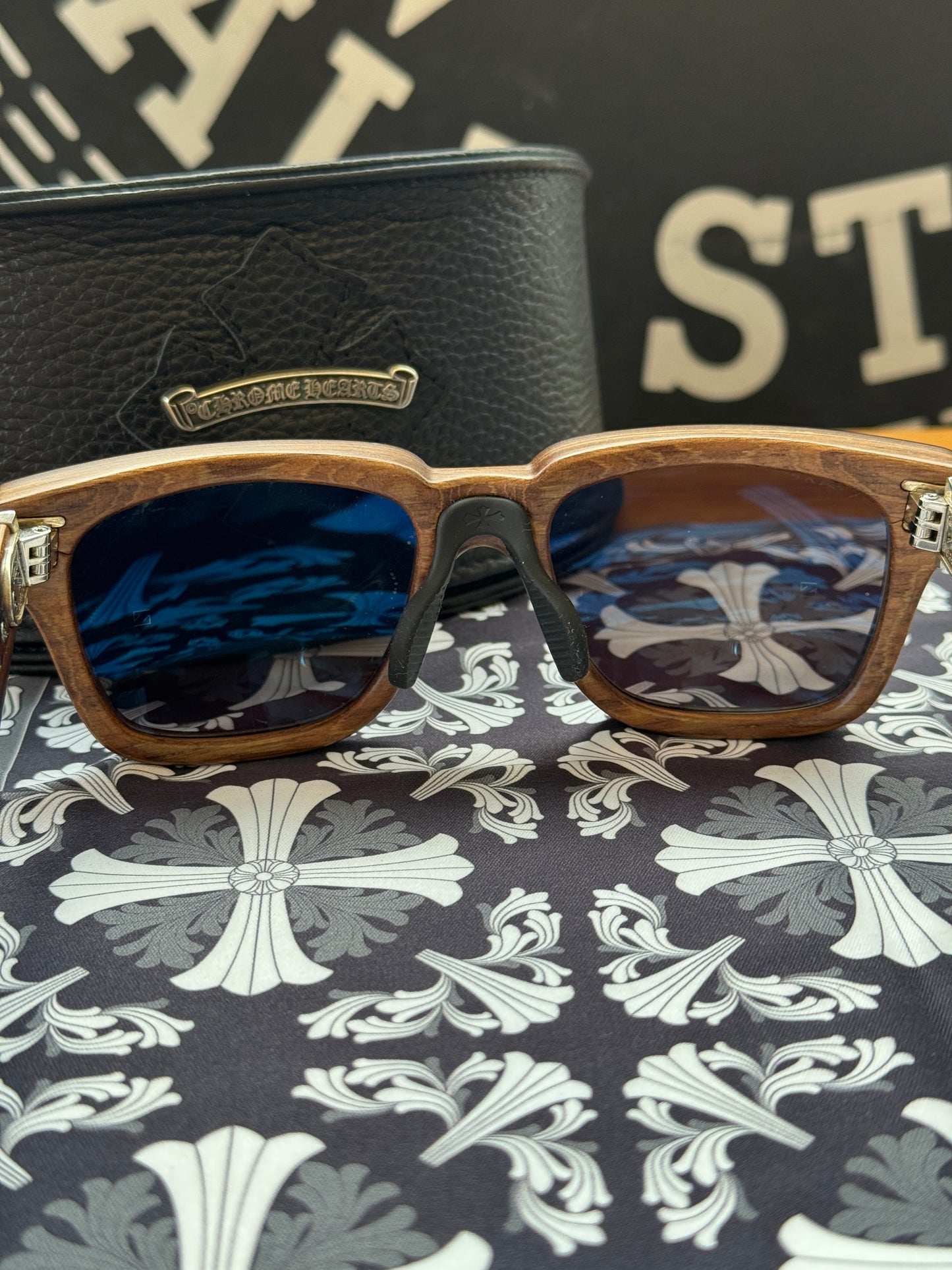 CHROME HEARTS LILITH WOODEN SUNGLASSES (WITH CASE)