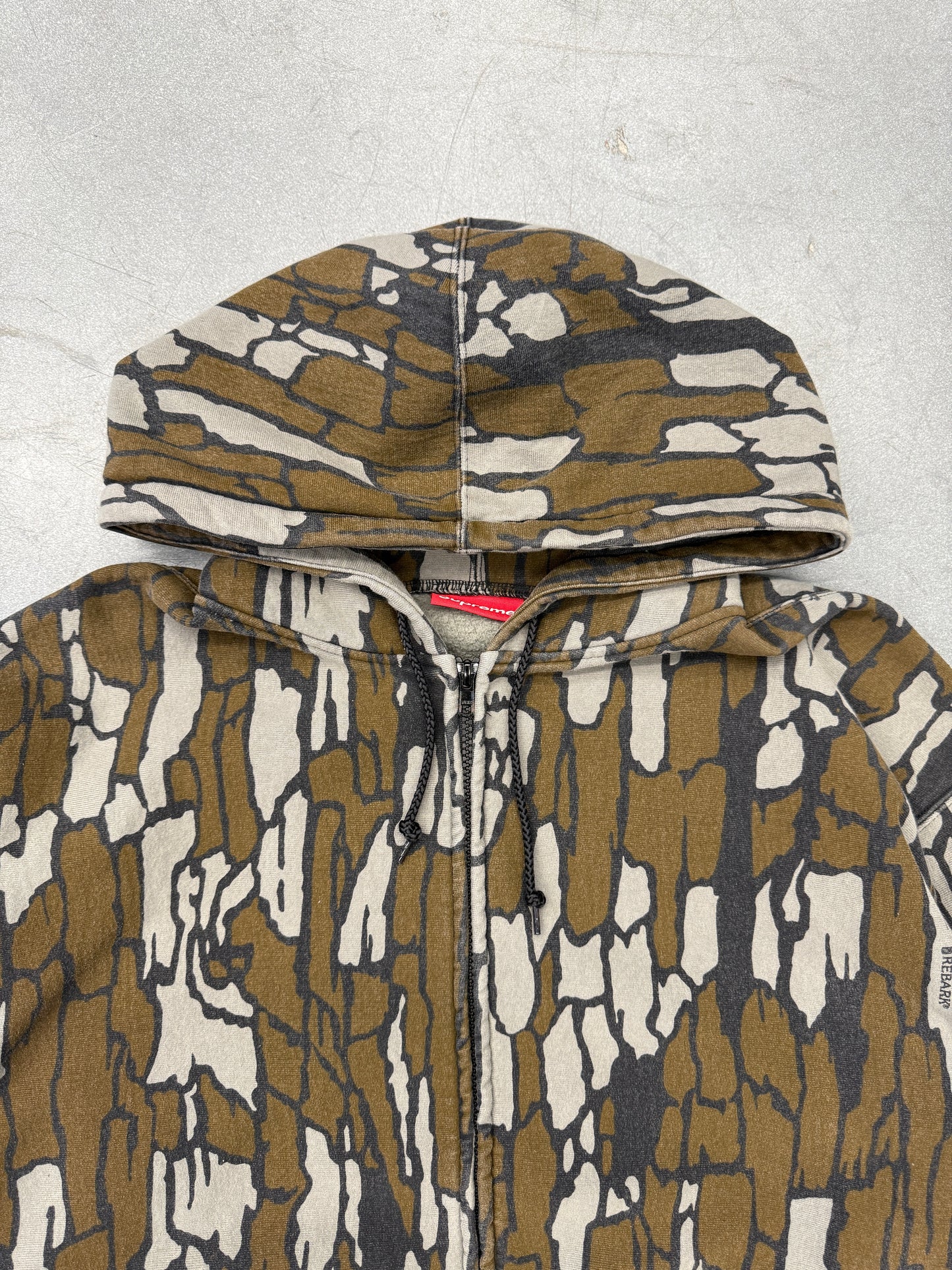 SS25 SUPREME WORK ZIP UP HOODIE - MOSSY OAK TREBARK CAMO