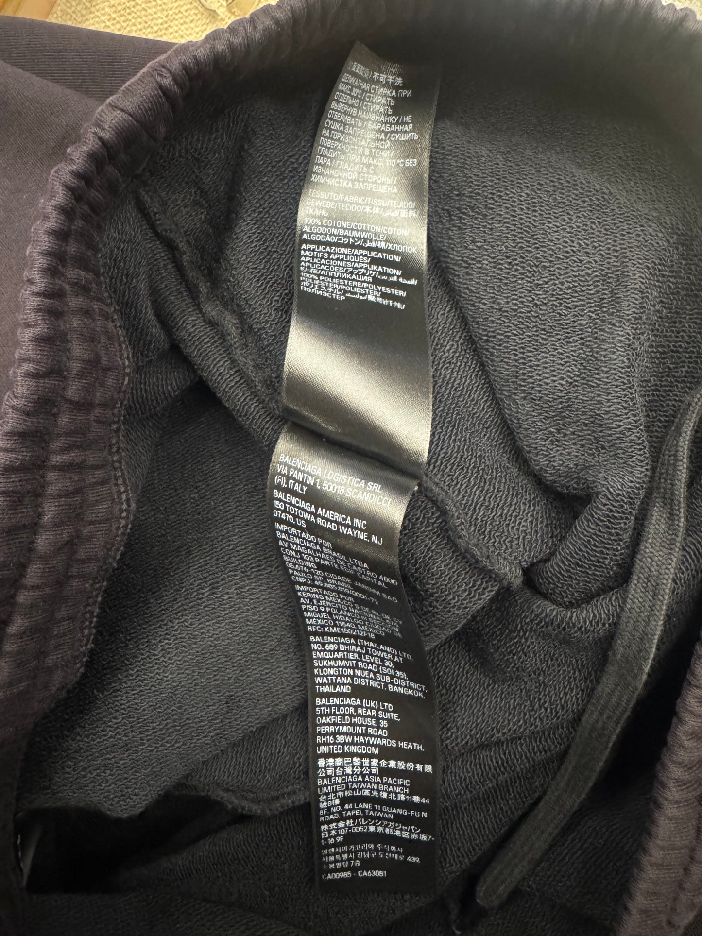 BALENCIAGA SAMPLE STICKER OVERSIZED SWEATPANT - BLACK