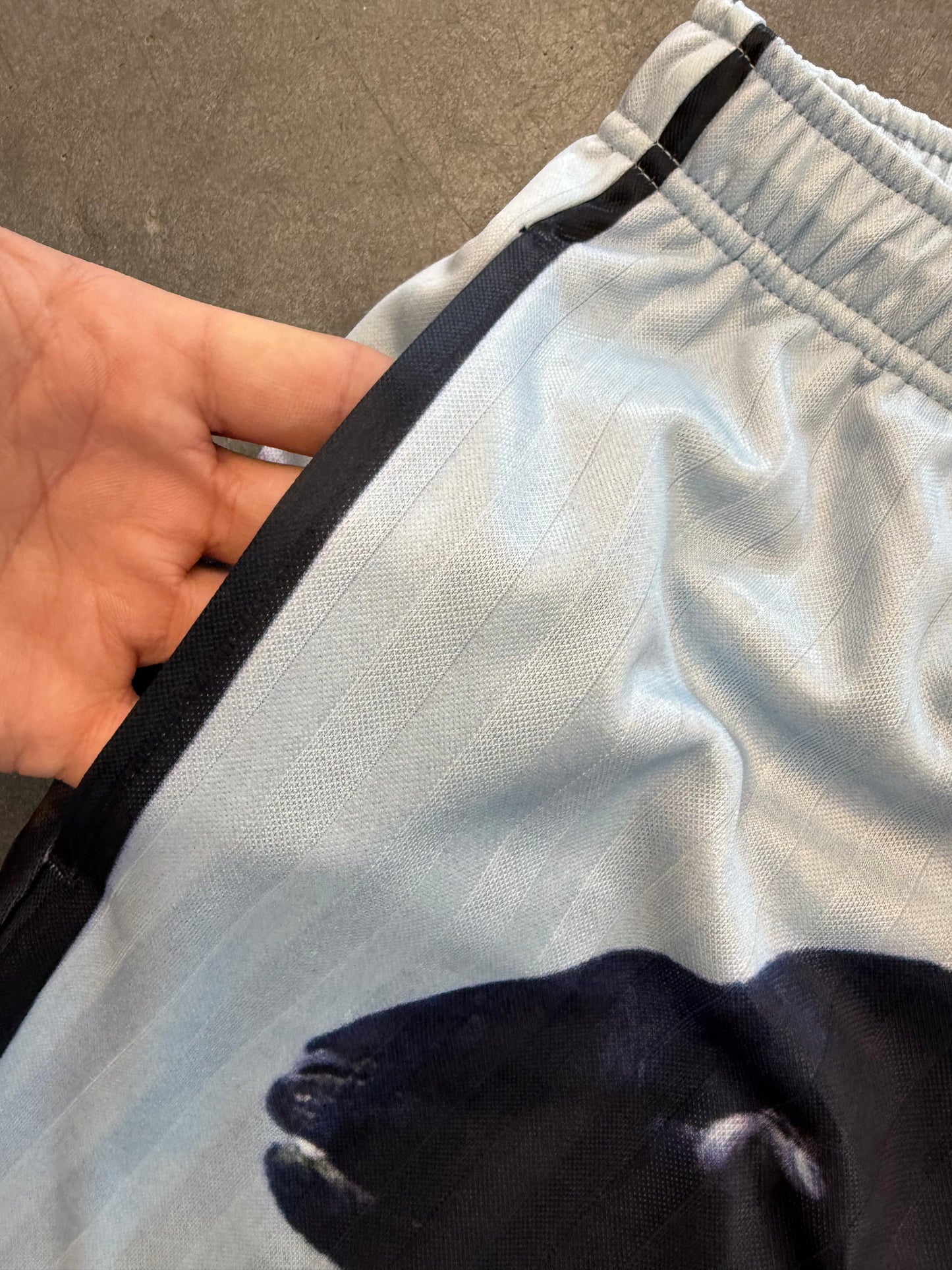 SS25 SUPREME DAMIEN HIRST RAM SOCCER SHORT - BLACK