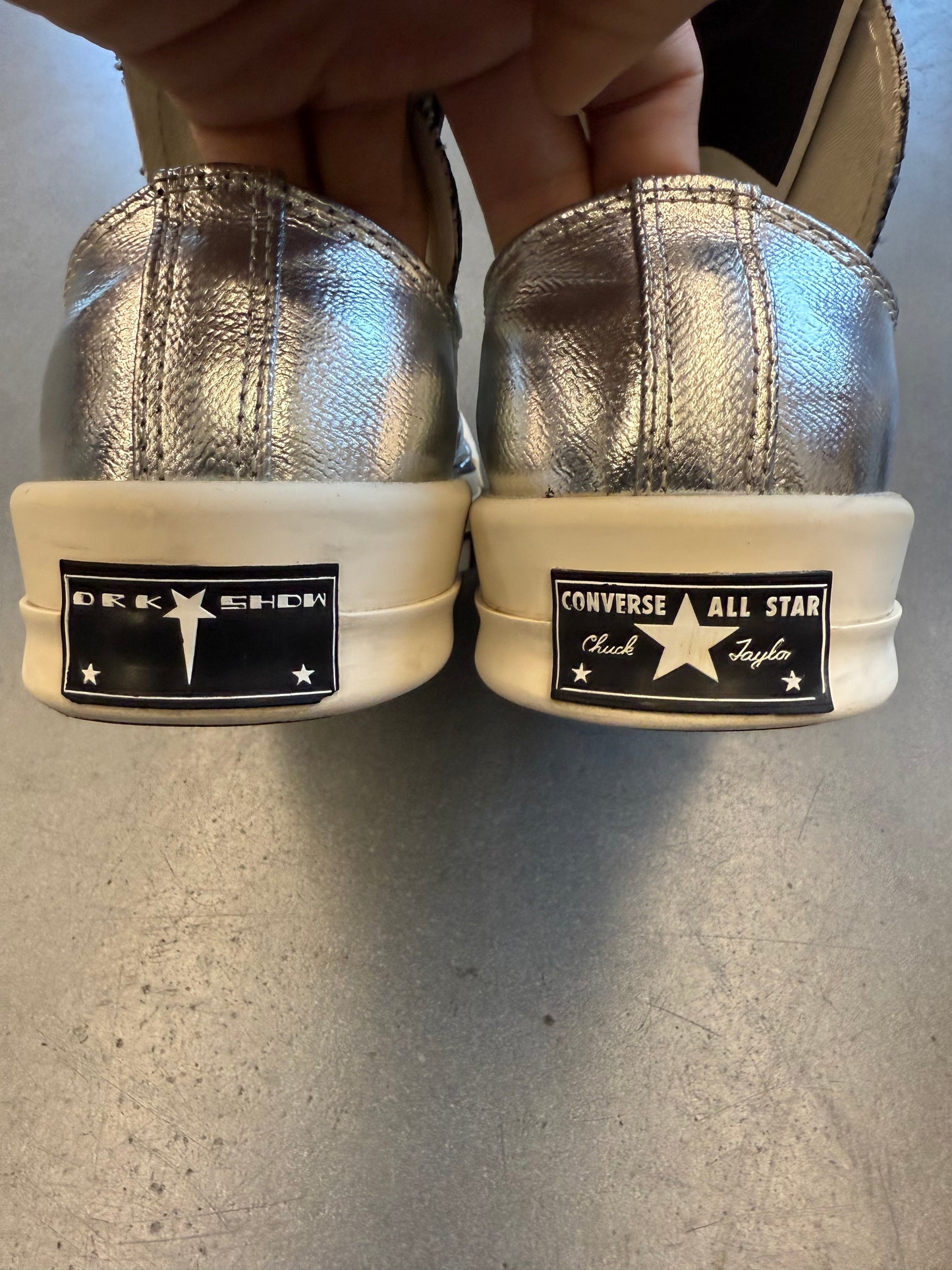 (SIZE 10.5) RICK OWENS TURBODRK DRKSHDW SILVER CHUCK 70 LOW SNEAKER