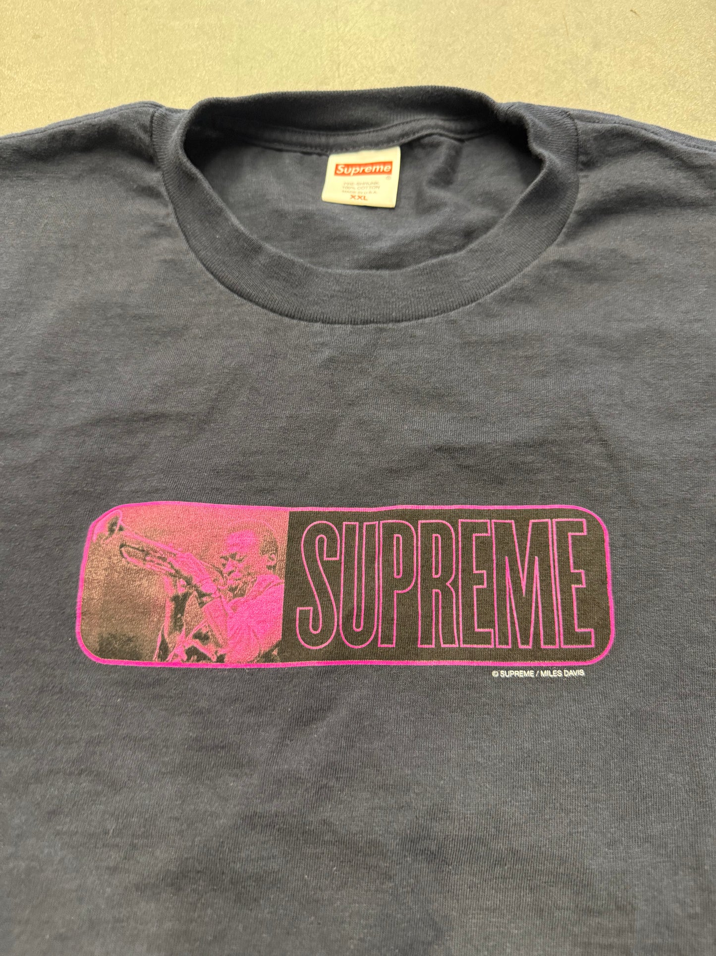 SS21 SUPREME MILES DAVIS TEE - BLACK/PINK (2XL)