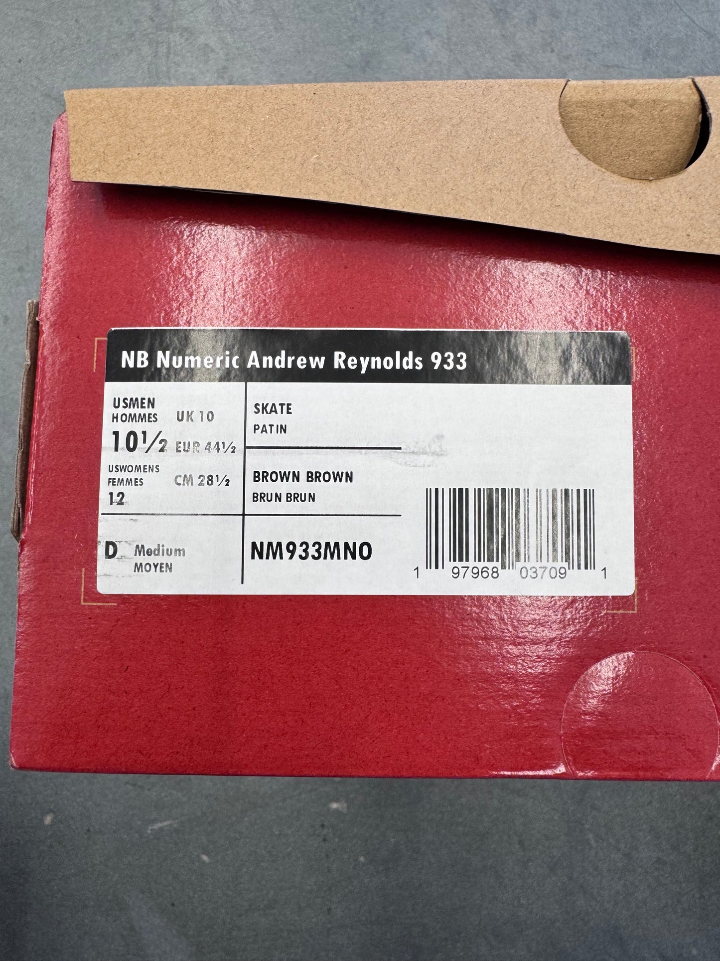 SIZE 10.5 NEW BALANCE NUMERIC 933 REYNOLDS BROWN & GREY SKATE SHOES (BRAND NEW WITH BOX)