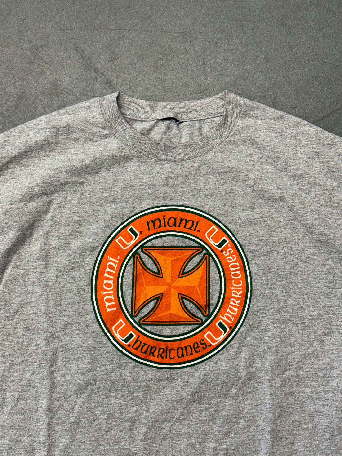 Y2K MIAMI HURRICANES CHROME BIKER STYLE PLUS TEE (PULLED TAG)