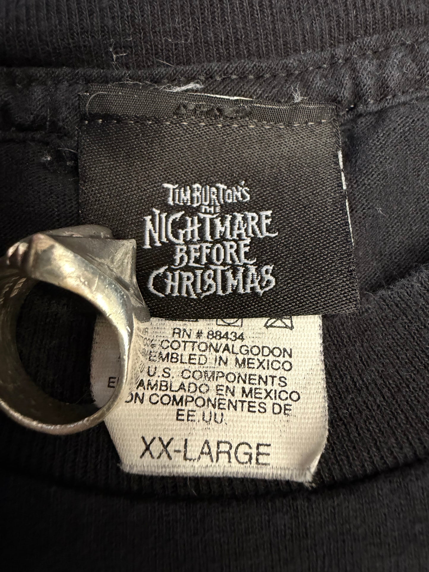 TIM BURTON'S NIGHTMARE BEFORE CHRISTMAS TEE (NIGHTMARE BEFORE CHRISTMAS TAG)