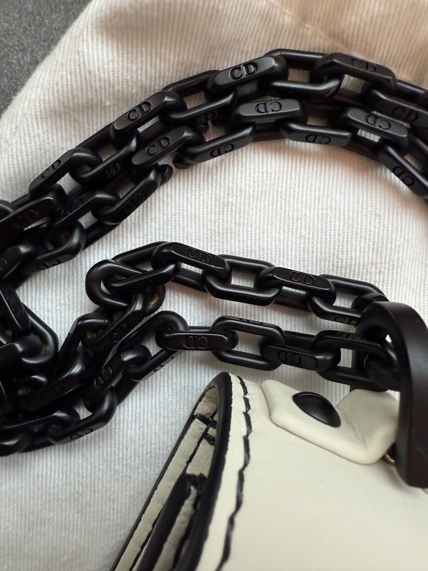 CHRISTIAN DIOR MINI J'ADIOR CHAIN HANDBAG - WHITE (PRE-OWNED WITH DUSTBAG) (TANIA)