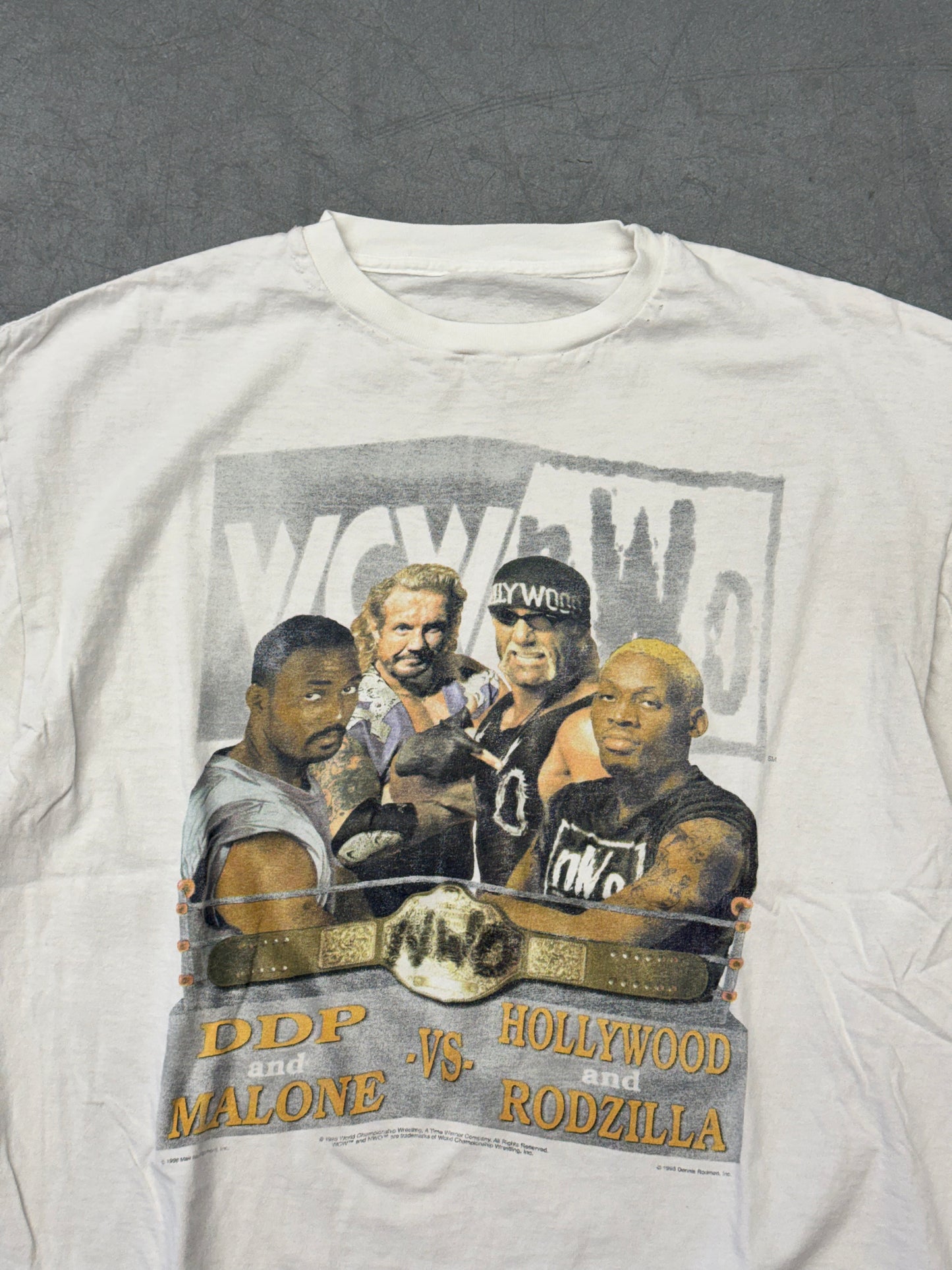 1998 WCW DENNIS RODMAN AND HULK HOGAN TEE (PULLED TAG)