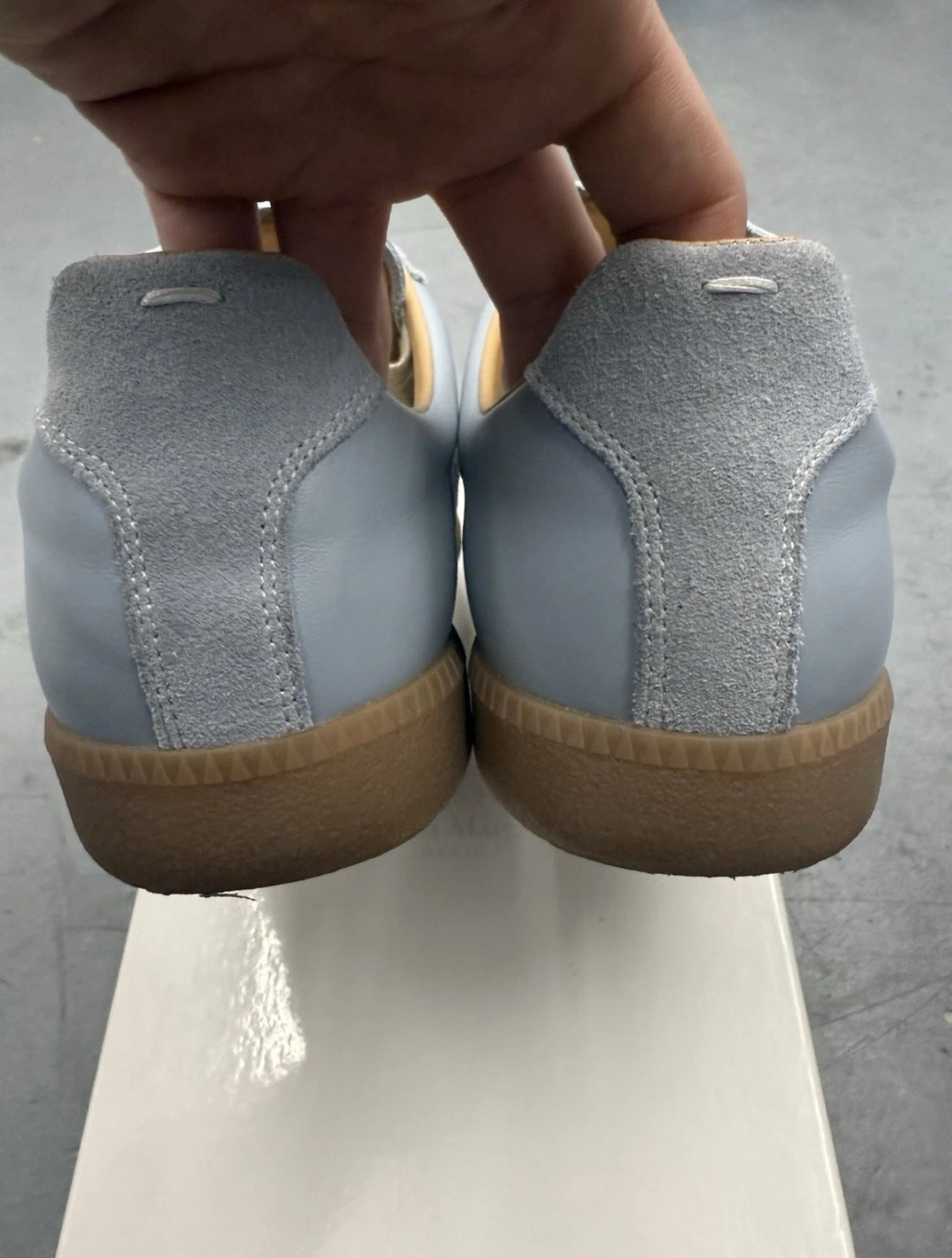 SIZE 41 MAISON MARGIELA REPLICA SNEAKERS - CLOUD (PRE-OWNED WITH BOX)