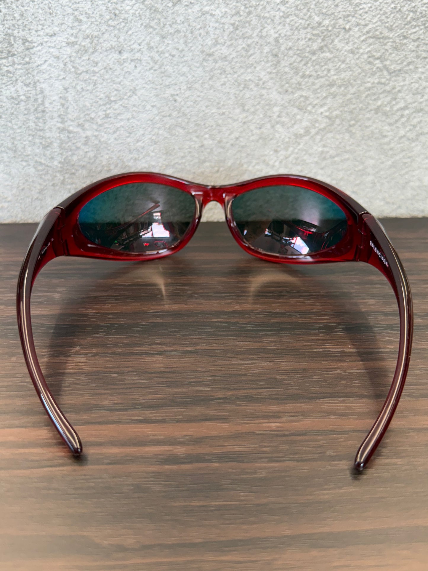 BALENCIAGA SPORTY B ROUND AF SUNGLASSES RED NEW NO CASE