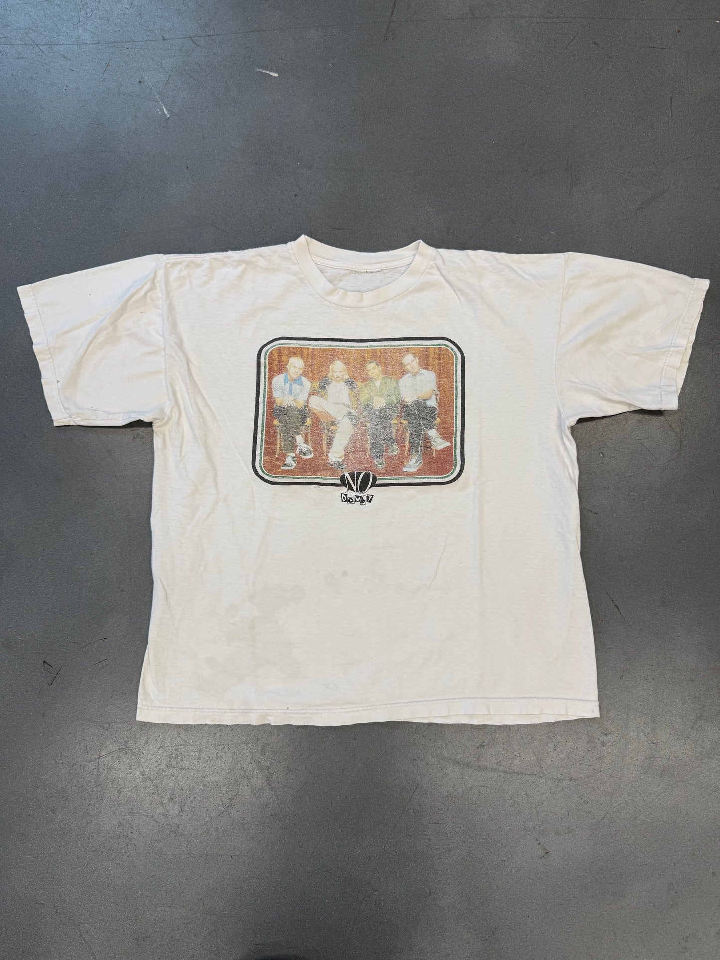 1997 NO DOUBT TRAGIC KINGDOM COMING THIS SPRING TO A CITY NEAR YOU! TOUR TEE (PULLED TAG)