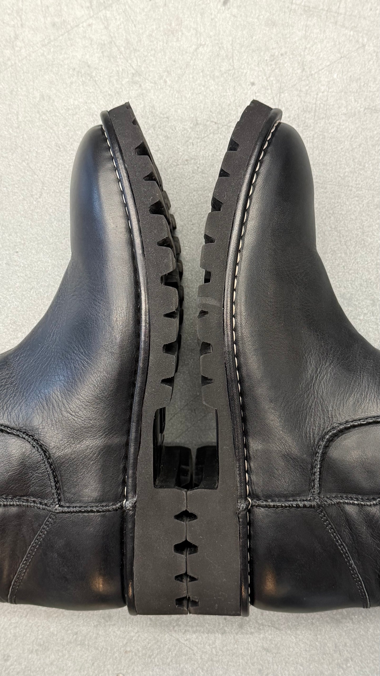 2010 SIZE 40 CHANEL BLACK LEATHER MOTO BOOTS (PRE-OWNED WITH BOX)