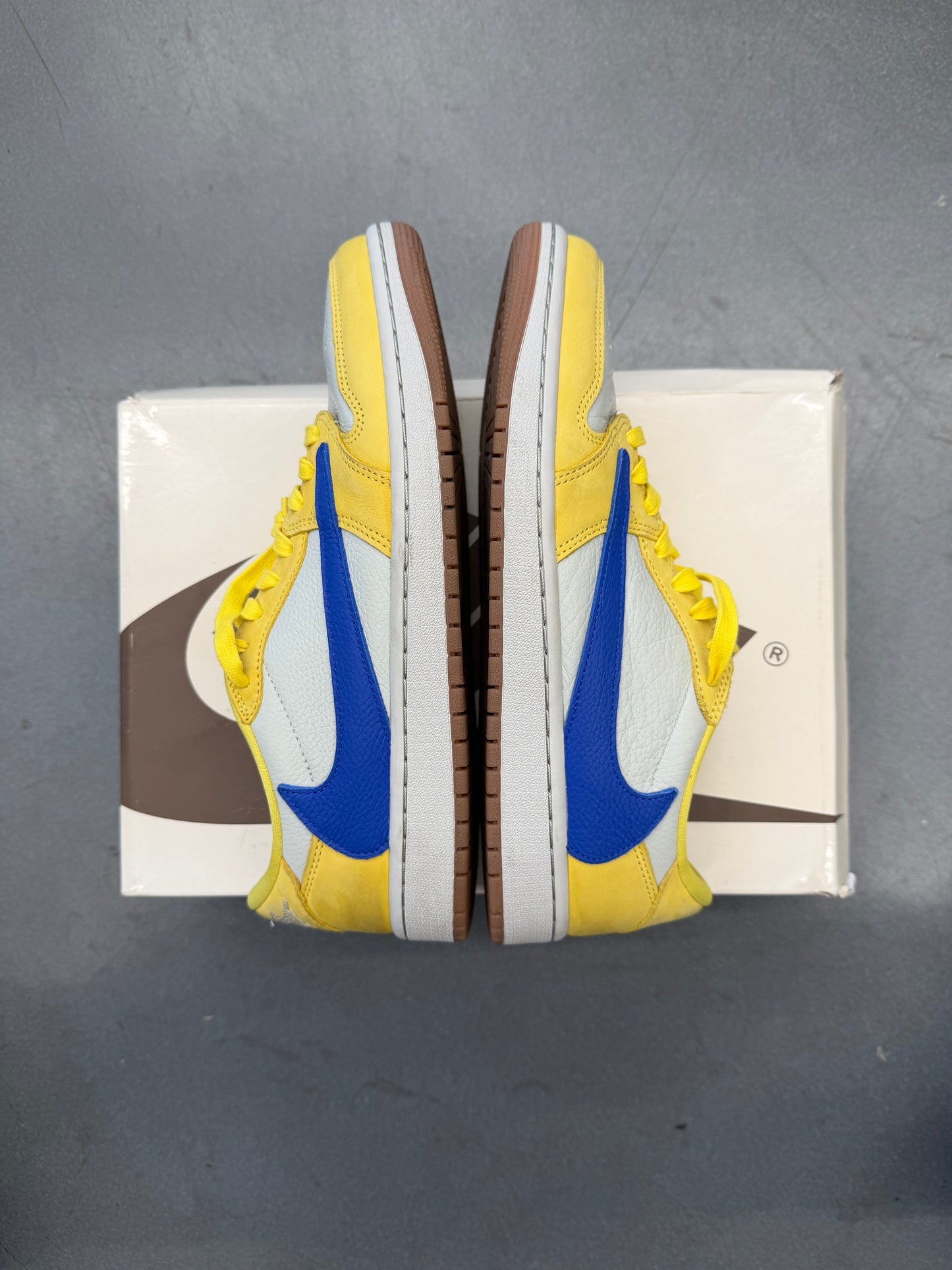 2024 SIZE 10.5W JORDAN 1 RETRO LOW OG SP TRAVIS SCOTT CANARY (PRE-OWNED WITH BOX)