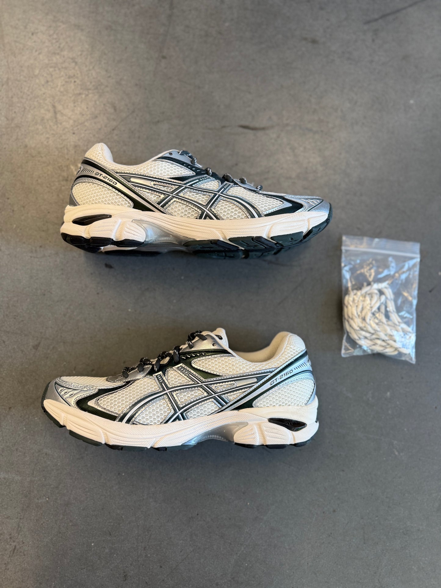 SIZE 10 ASICS GT-2160 KITH CREAM SCARAB (2024)