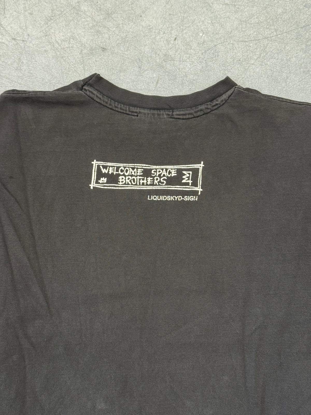 90S LIQUID SKY NYC X JEAN-MICHEL BASQUIAT PEACE & LOVE ALIEN GLOW IN THE DARK LONG-SLEEVE T-SHIRT