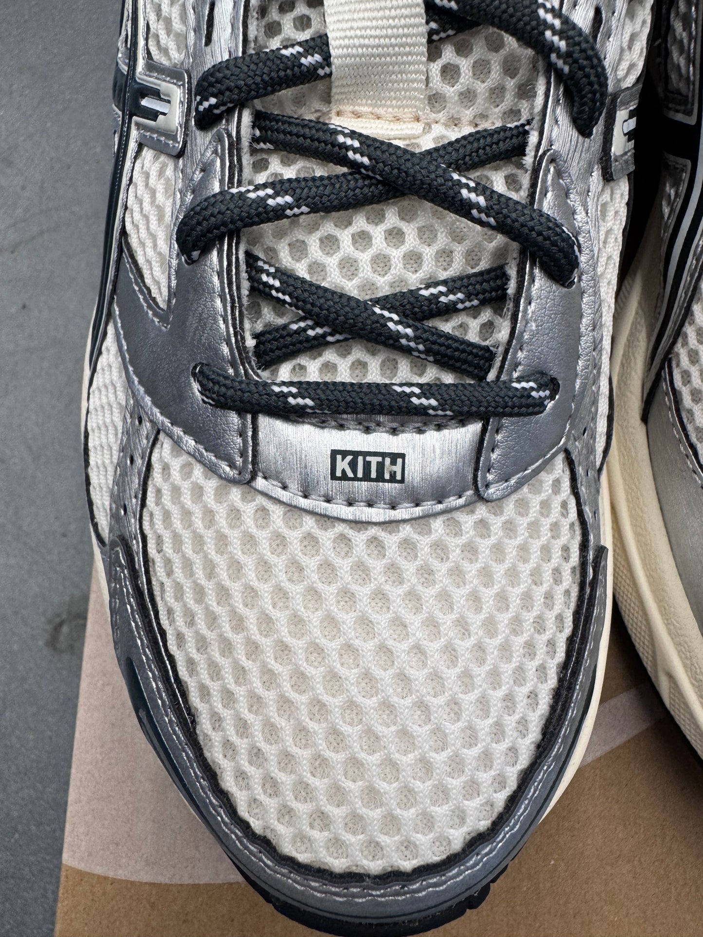 2024 SIZE 7 KITH ASICS GEL 1130 CREAM SCARAB (NEW WITH BOX)