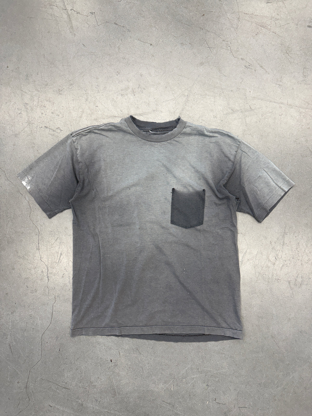 VINTAGE SMOKED AFTER-POCKET FADED BLANK TEE