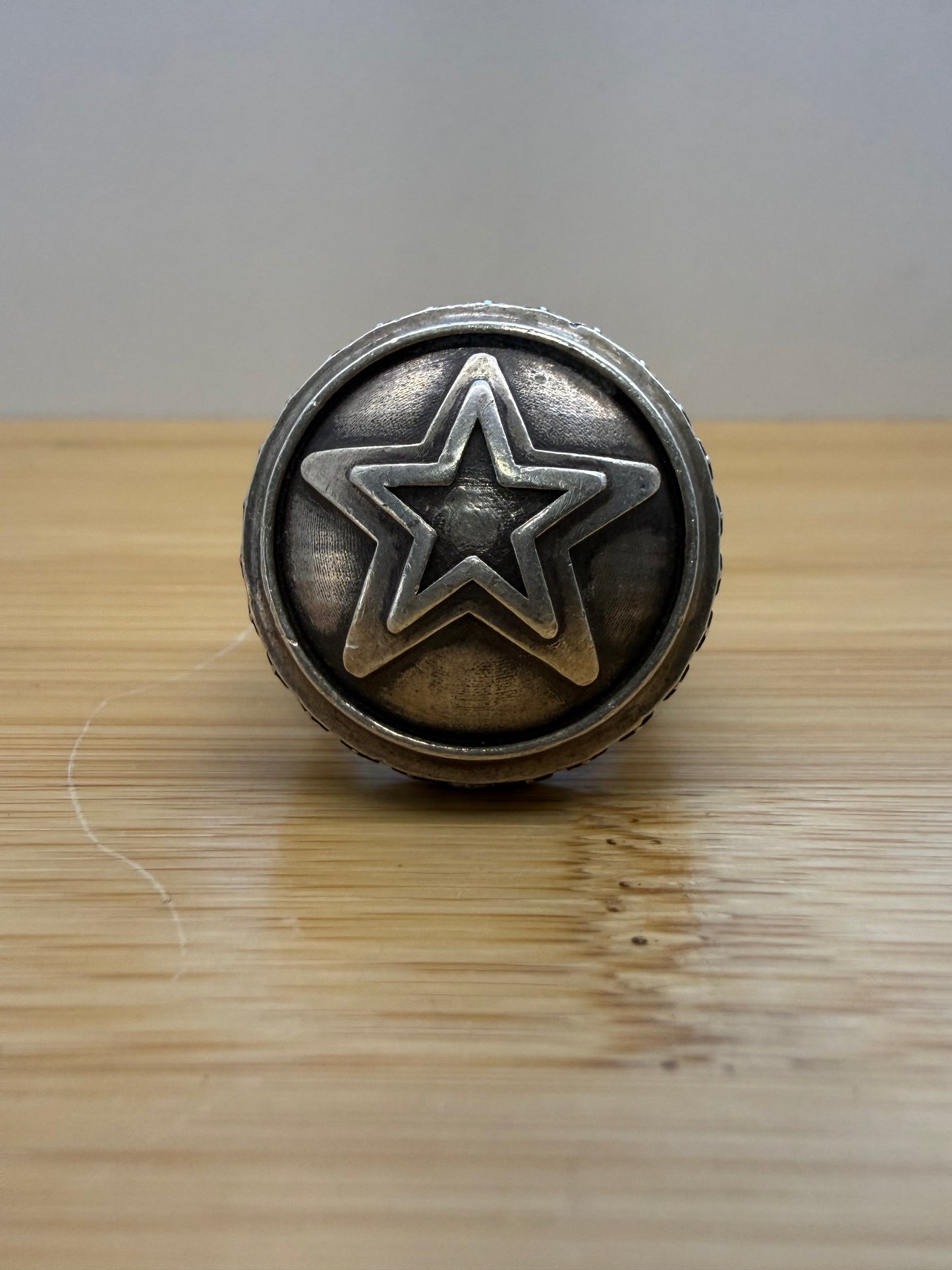 AAGH STUIDIO STAR SILVER RING