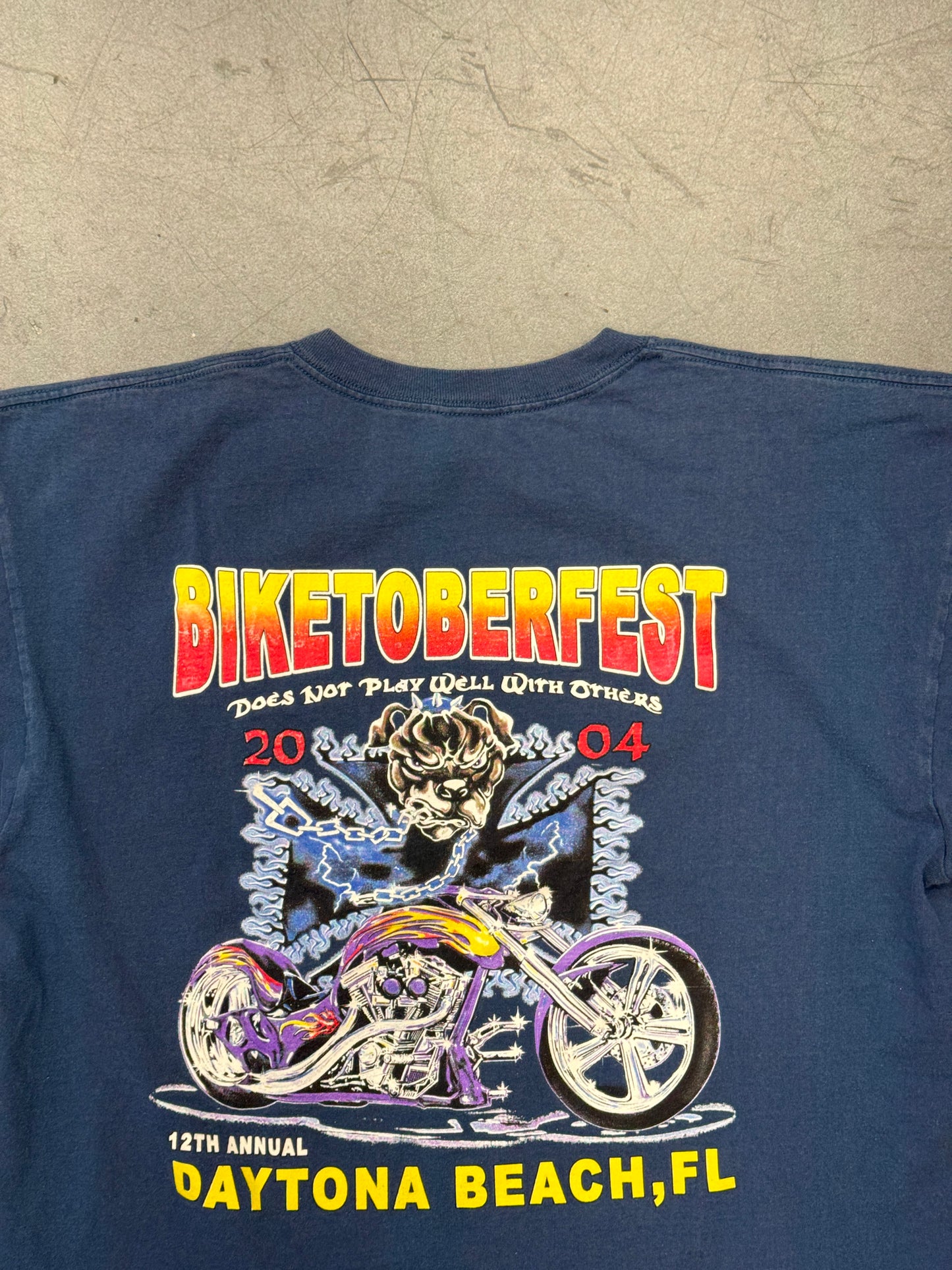 2004 BIKETOBERFEST DOES NOT PLAY WELL WITH OTHER TEE (DELTA TAG)