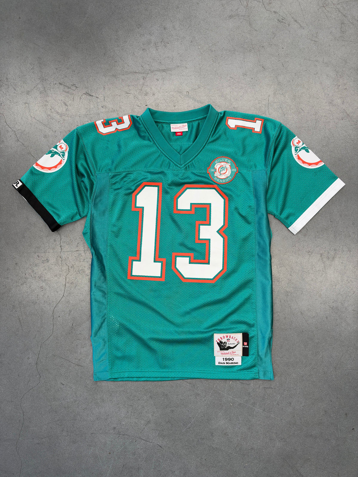 MITCHELL & NESS MIAMI DOLPHINS NFL DAN MARINO 1990 RETRO SILVER SEASON FOOTBALL JERSEY