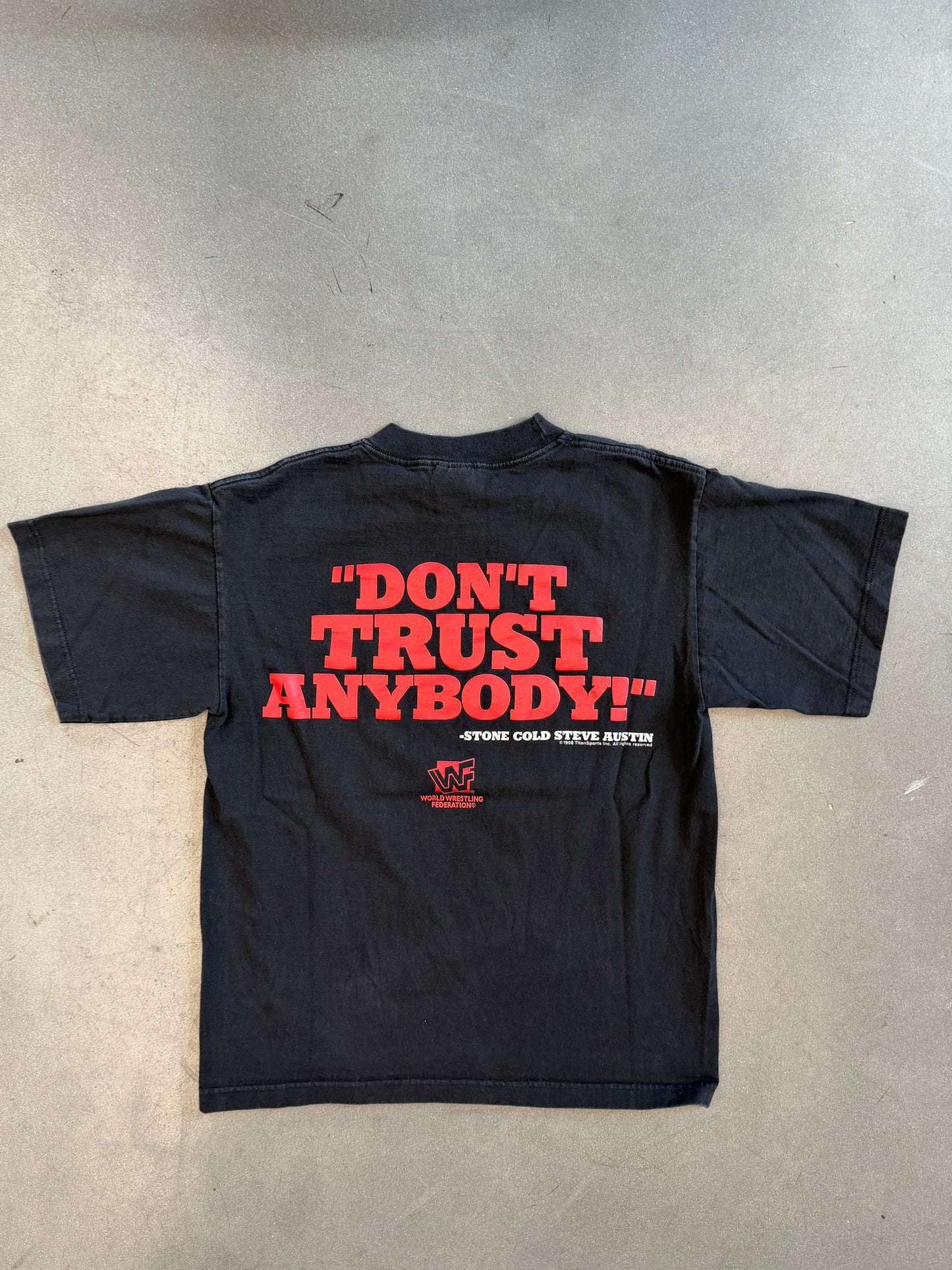 1998 WWF STONE COLD STEVE AUSTIN 3:16 "DON'T TRUST ANYBODY!" SNAKE HEAD TEE (MURINA TAG) - YOUTH