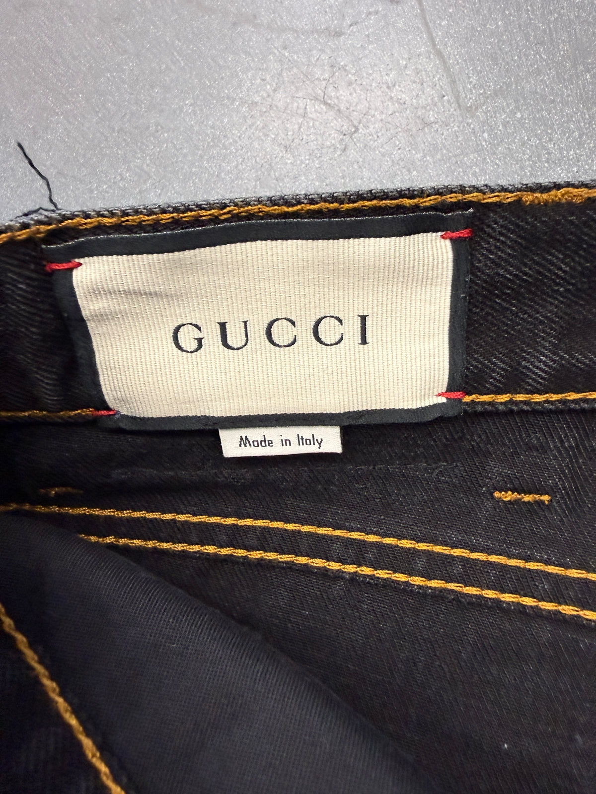 GUCCI MENS BLACK DENIM JEANS EMBROIDERED MOTIFS SIZE 40