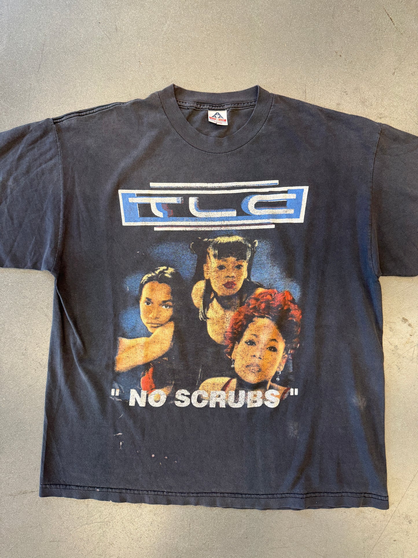 2000 TLC "NO SCRUBS" FAN MAIL TOUR TEE (TRIPLE A TAG)