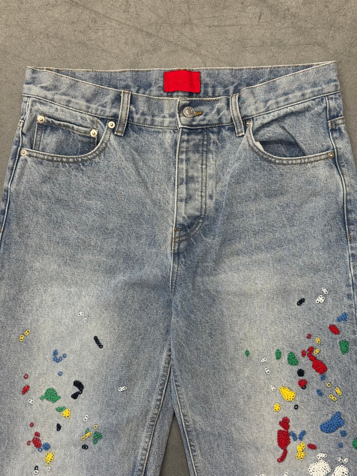 FUGAZI CHAIN EMBROIDERED PAINT SPLATTER LIGHT WASH JEAN