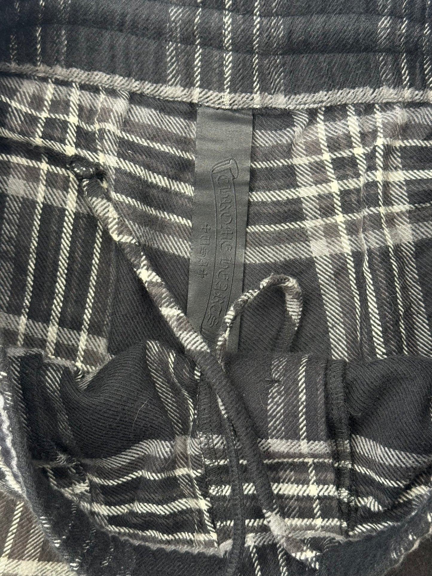 CHROME HEARTS AFTER SCHOOL CROSS PATCH FLANNEL SHORTS