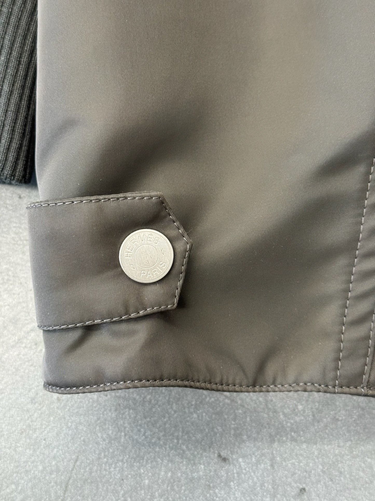 HERMES OFF-CENTER FULL-ZIP JACKET WITH BROWN LEATHER